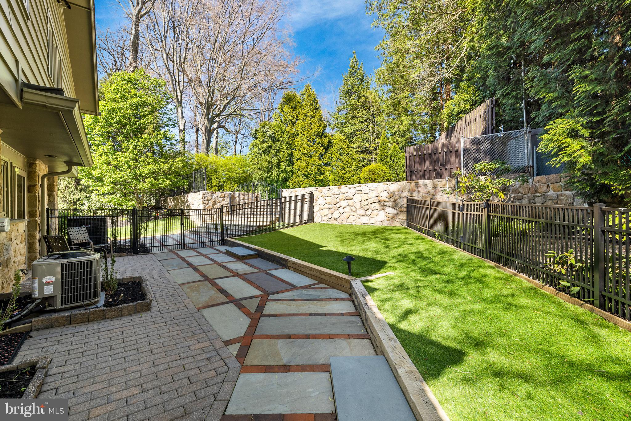 BAEDERWOOD - Residential