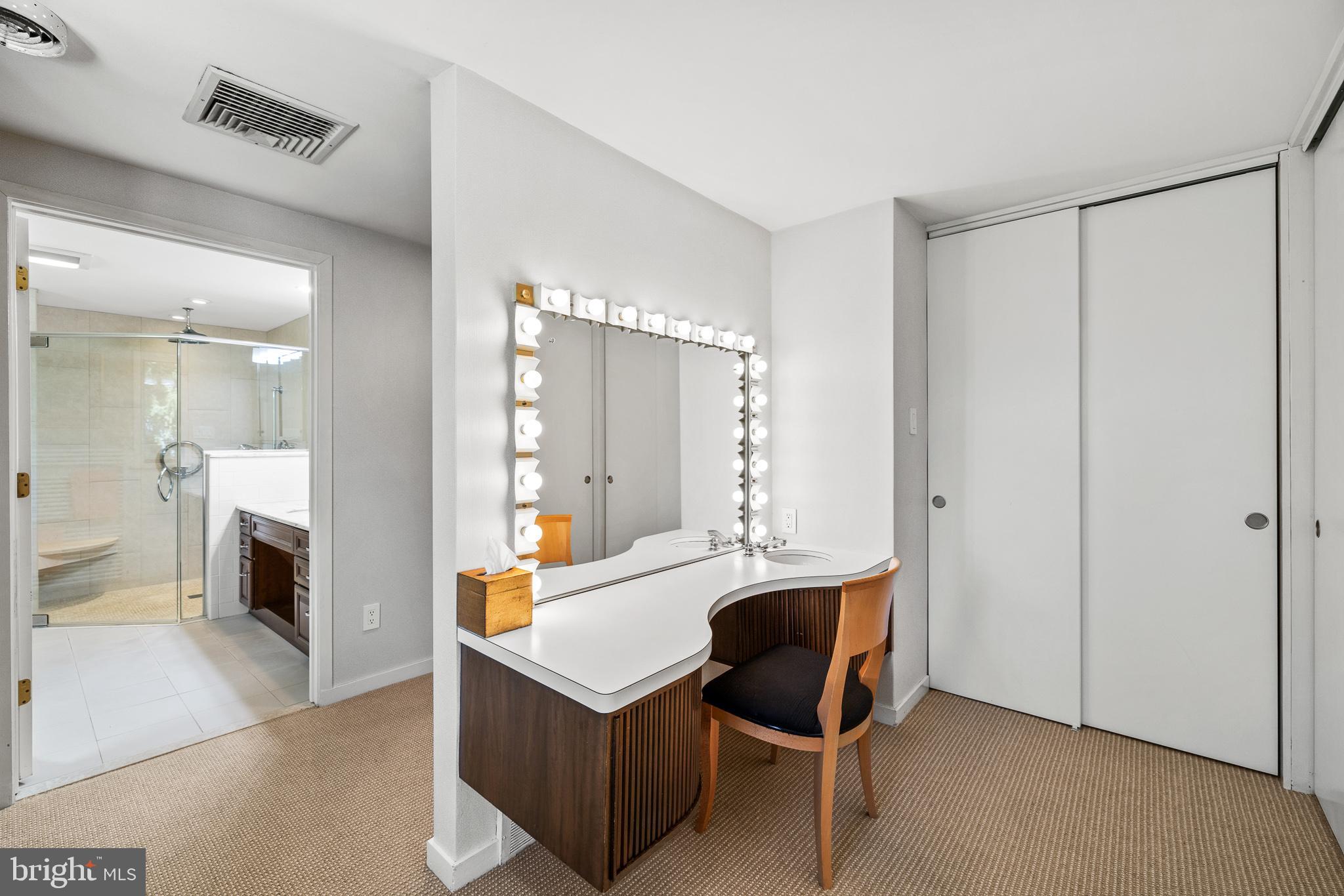 BAEDERWOOD - Residential