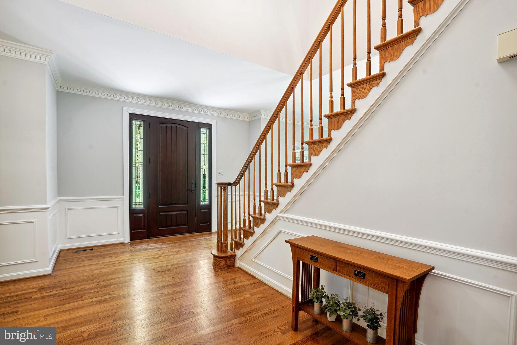 MC LEAN COUNTRY ESTATES - Residential