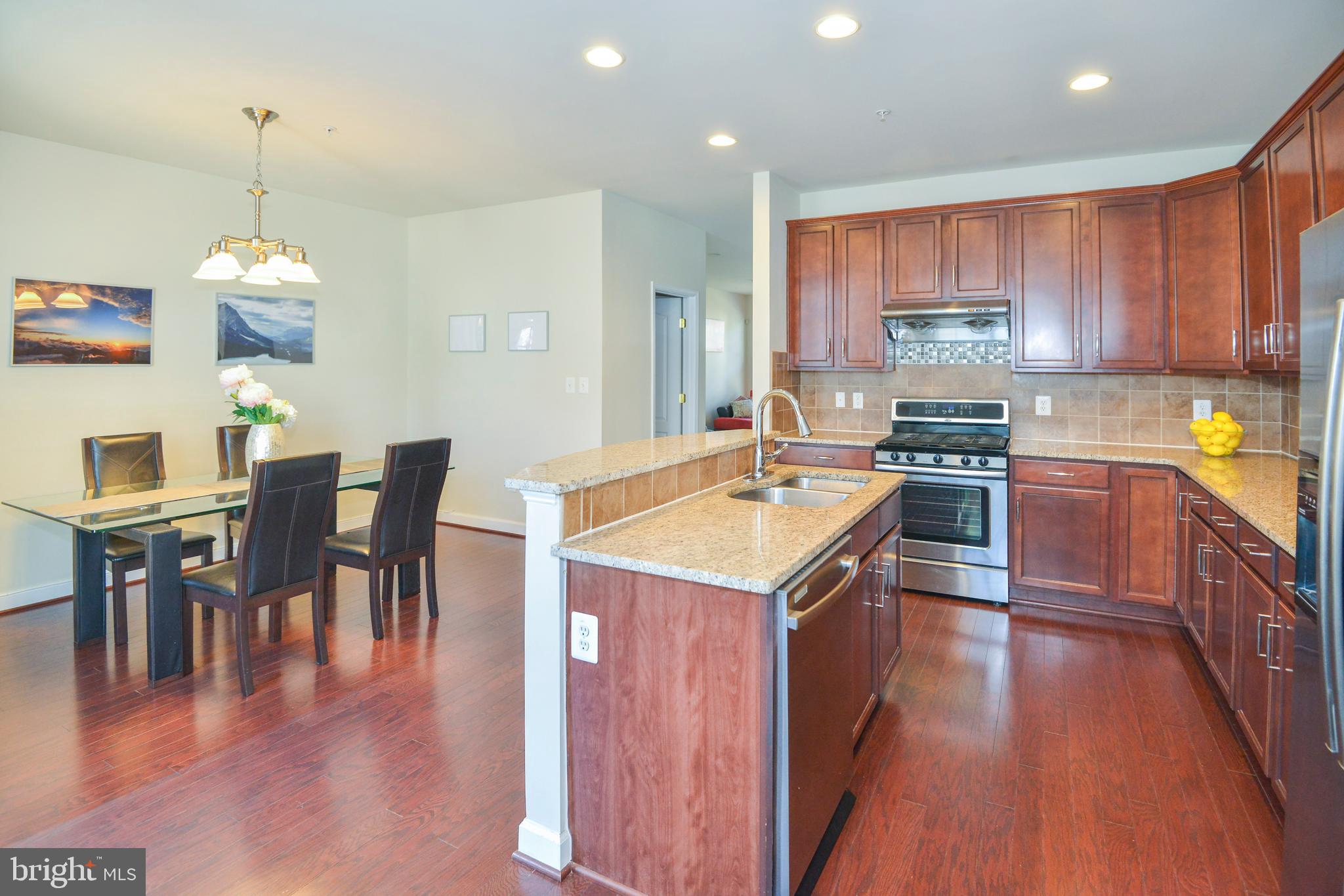 SUMMERFIELD AT MORGAN ST - Residential