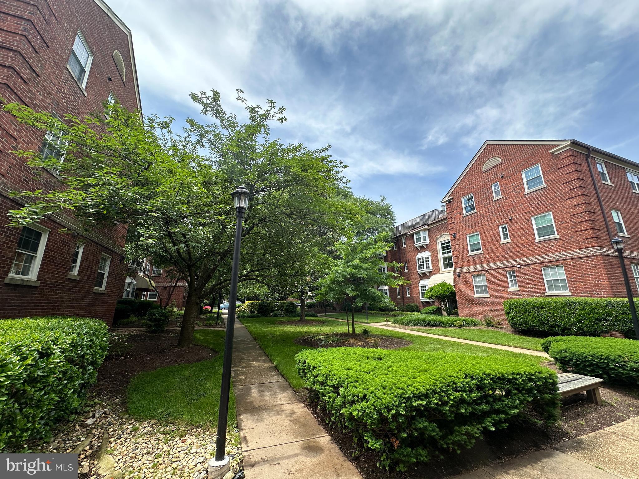 PALISADE GARDENS - Residential