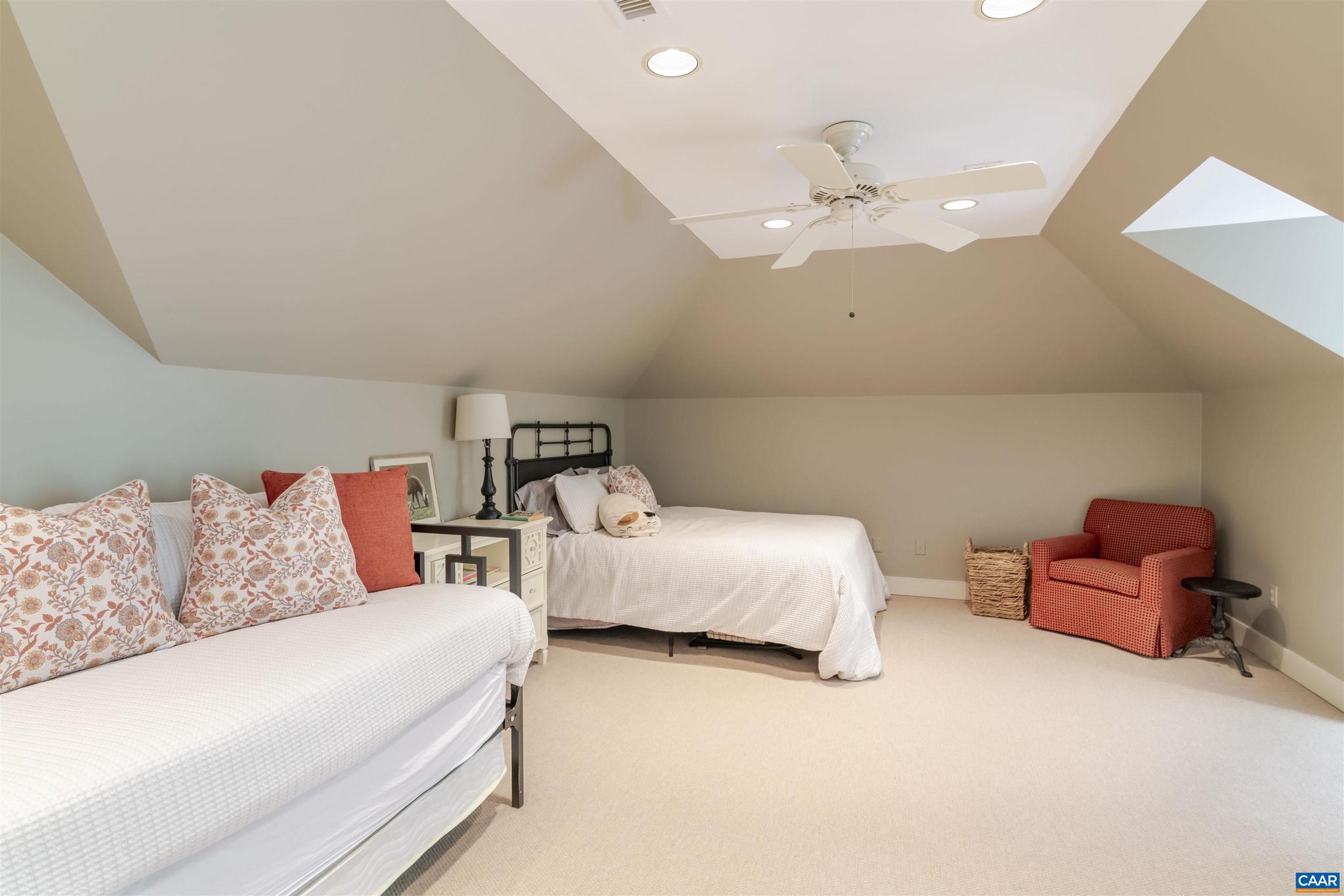 GARTH GATE - Residential