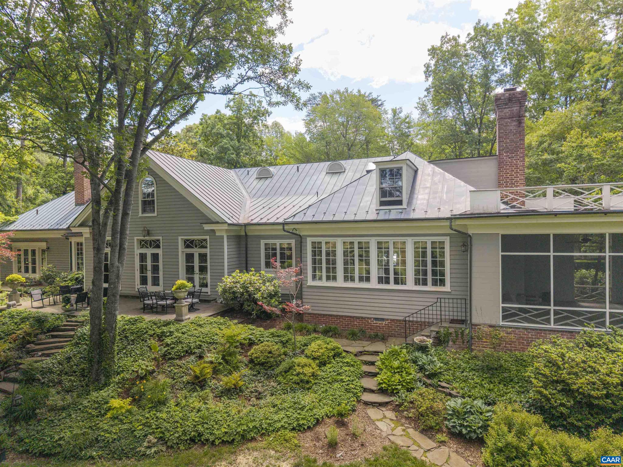 GARTH GATE - Residential