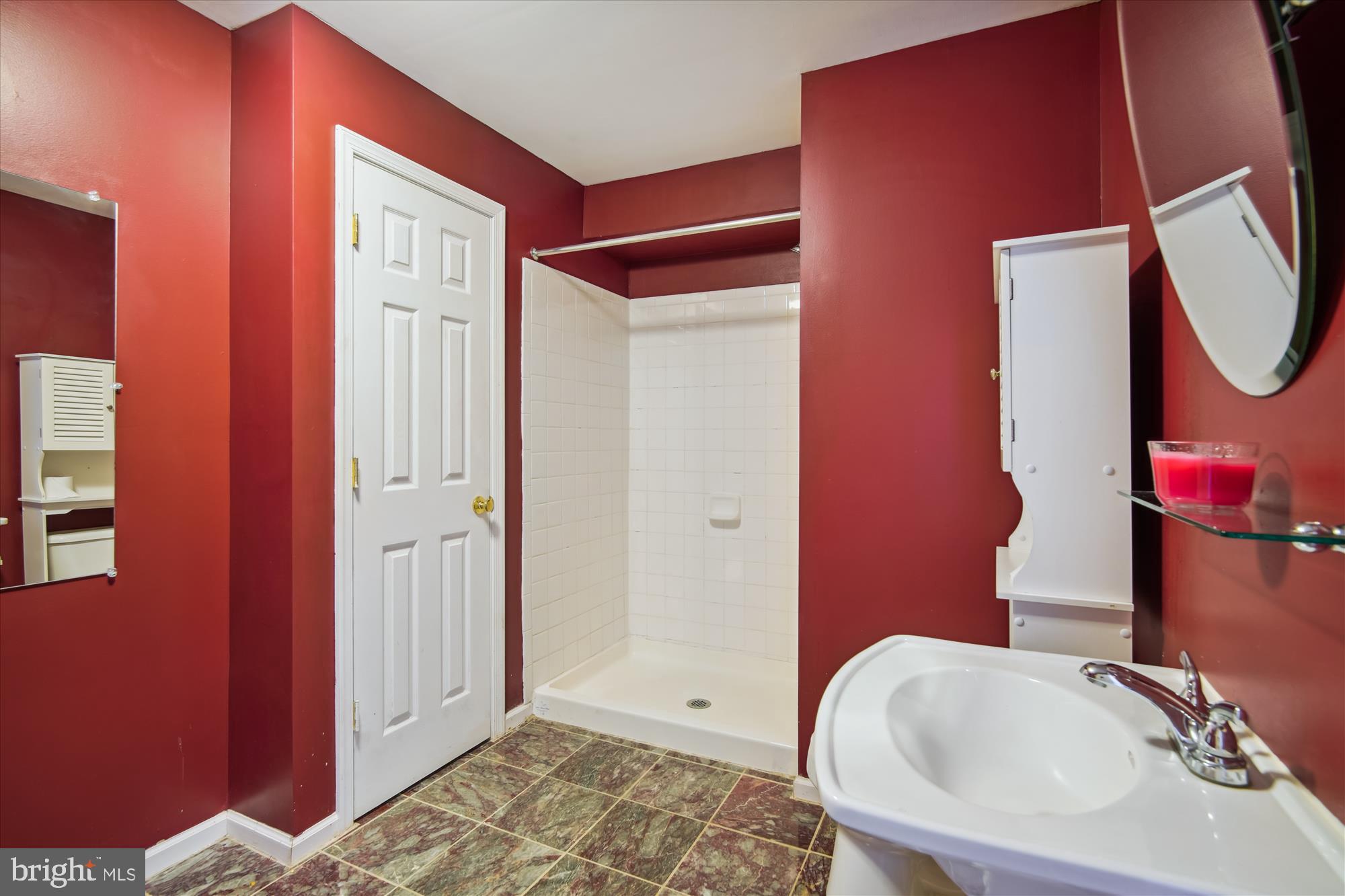 CHARLES CROSSING - Residential