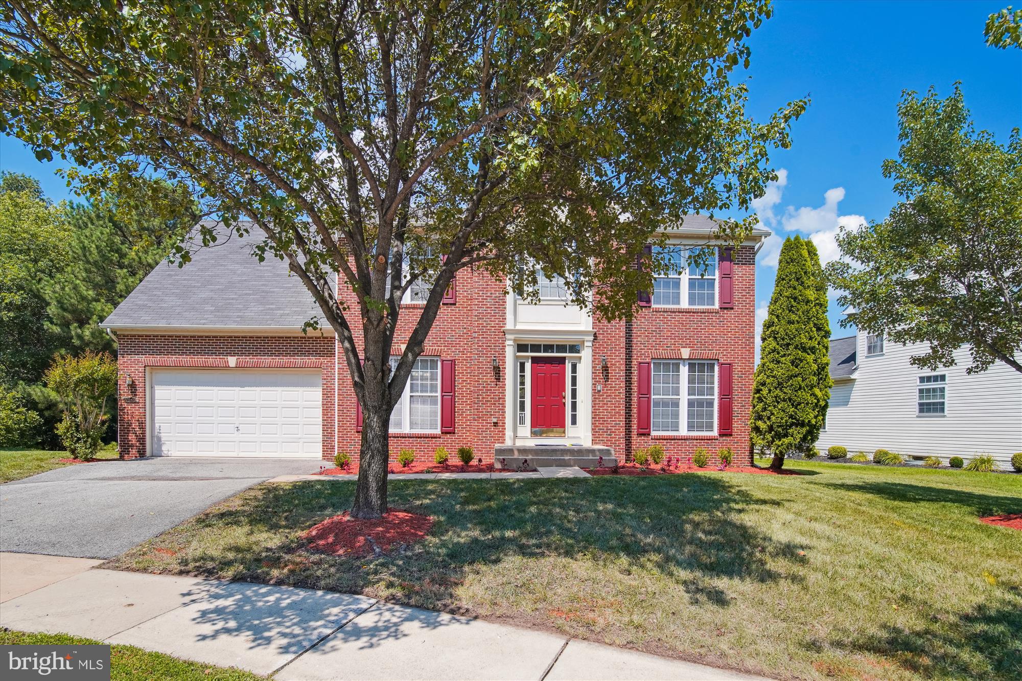 CHARLES CROSSING - Residential