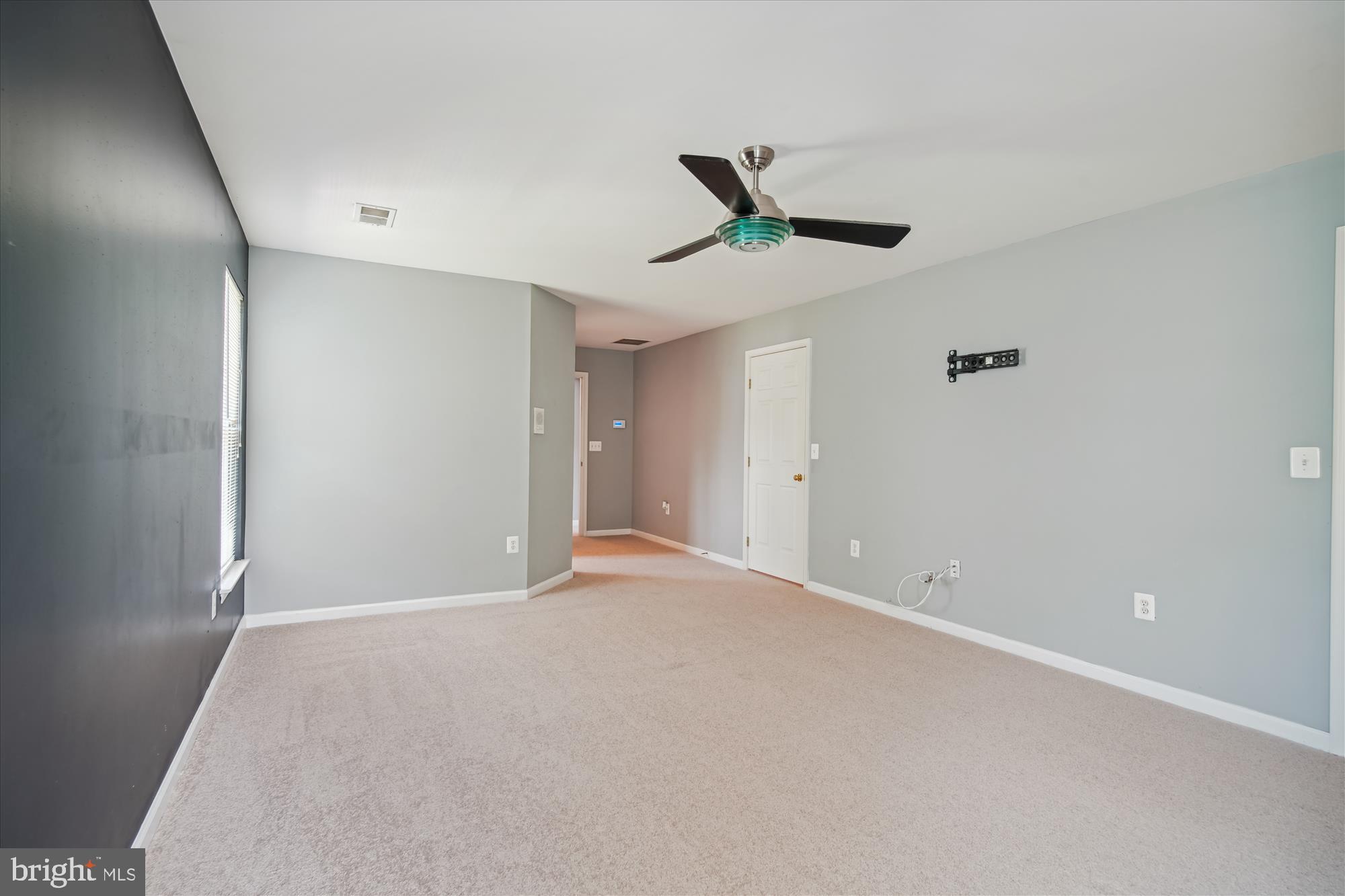 CHARLES CROSSING - Residential