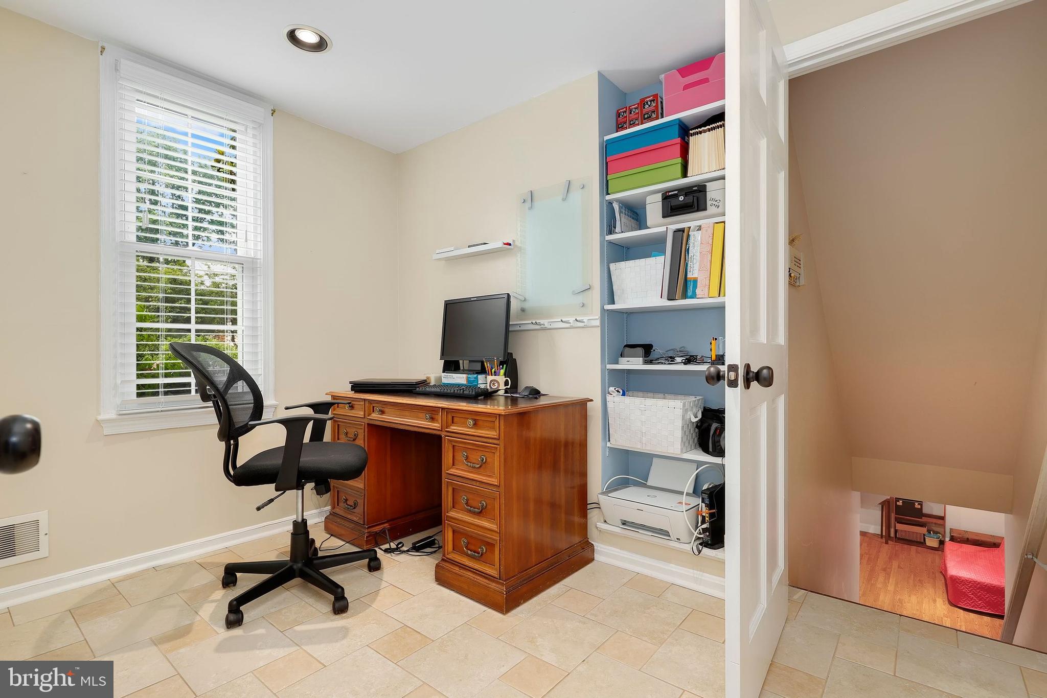 COLLEGE GARDENS - Residential