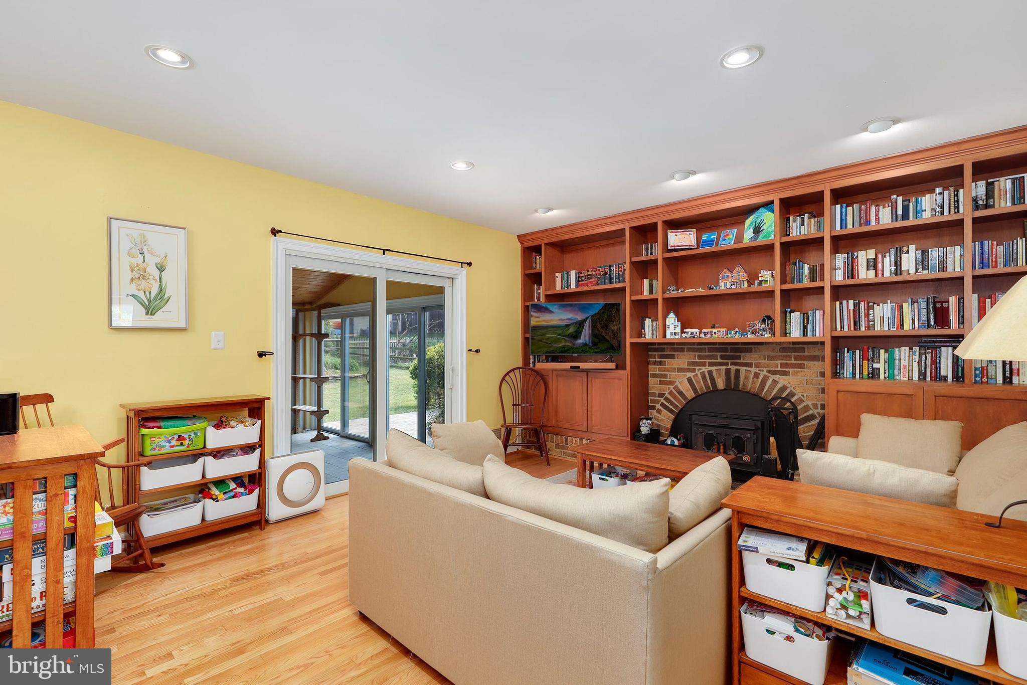 COLLEGE GARDENS - Residential