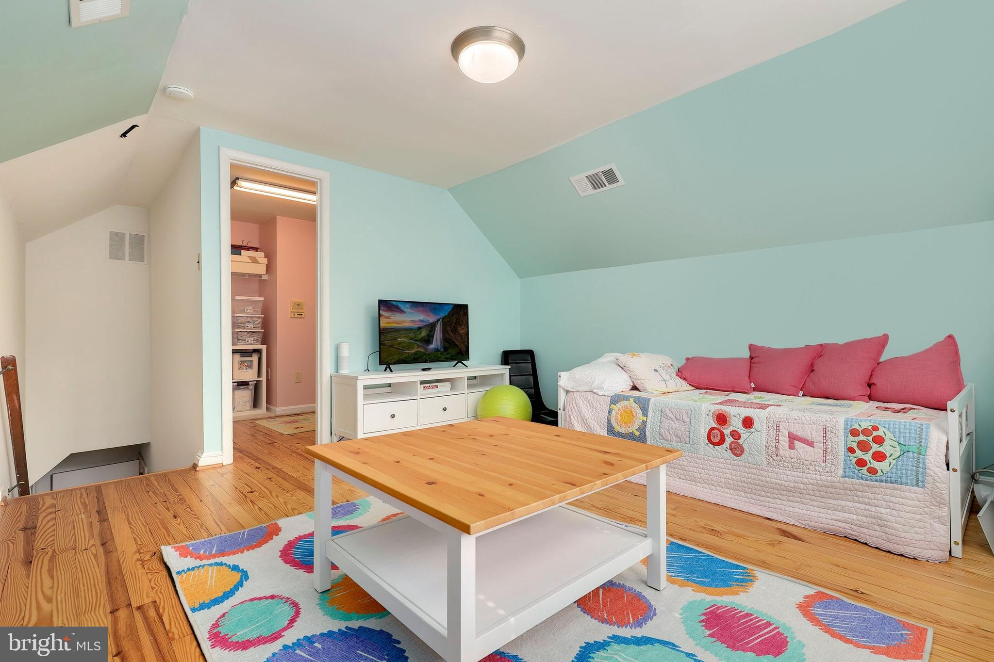 COLLEGE GARDENS - Residential