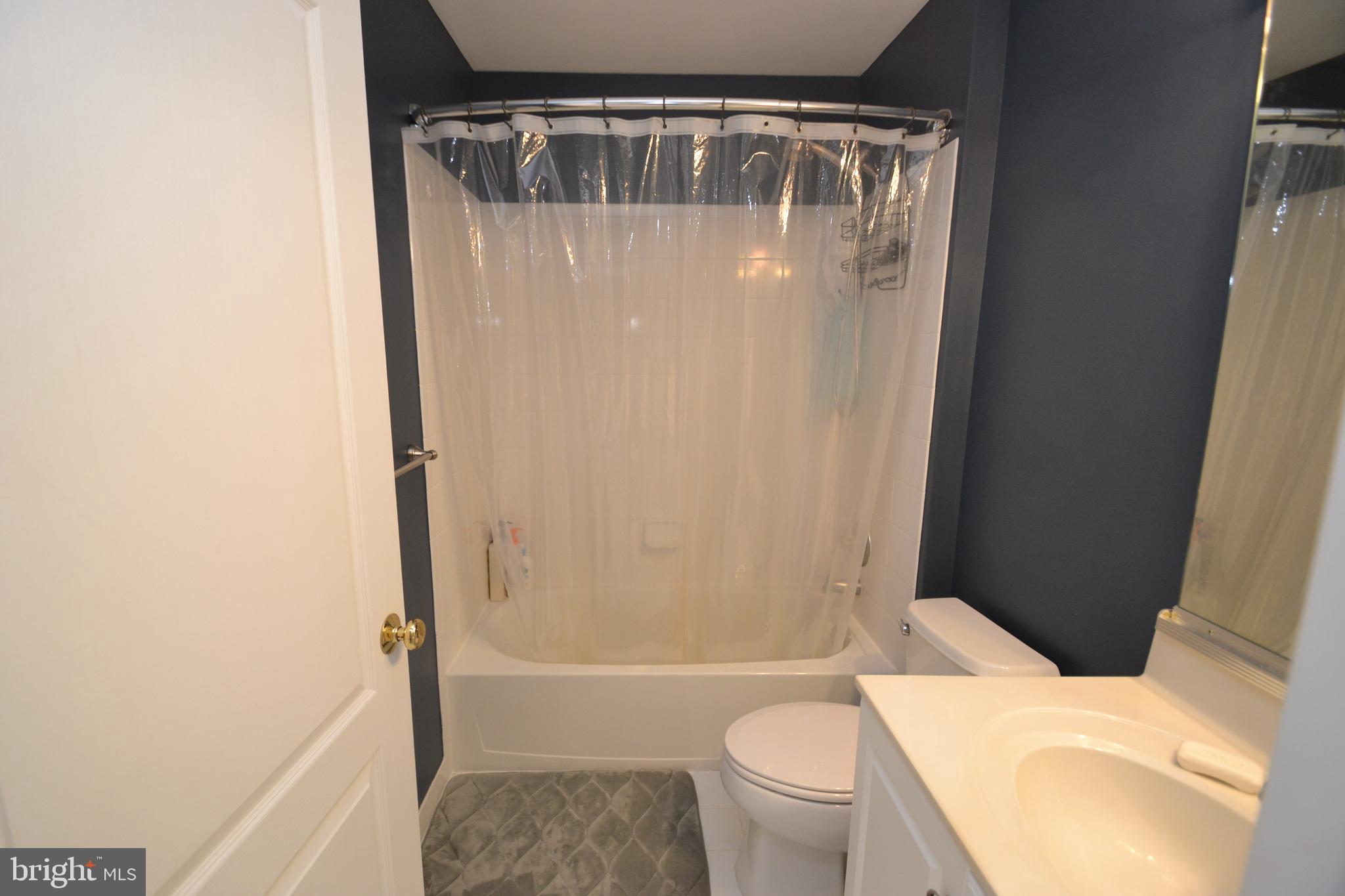 SOUTH RIDING - Residential Lease