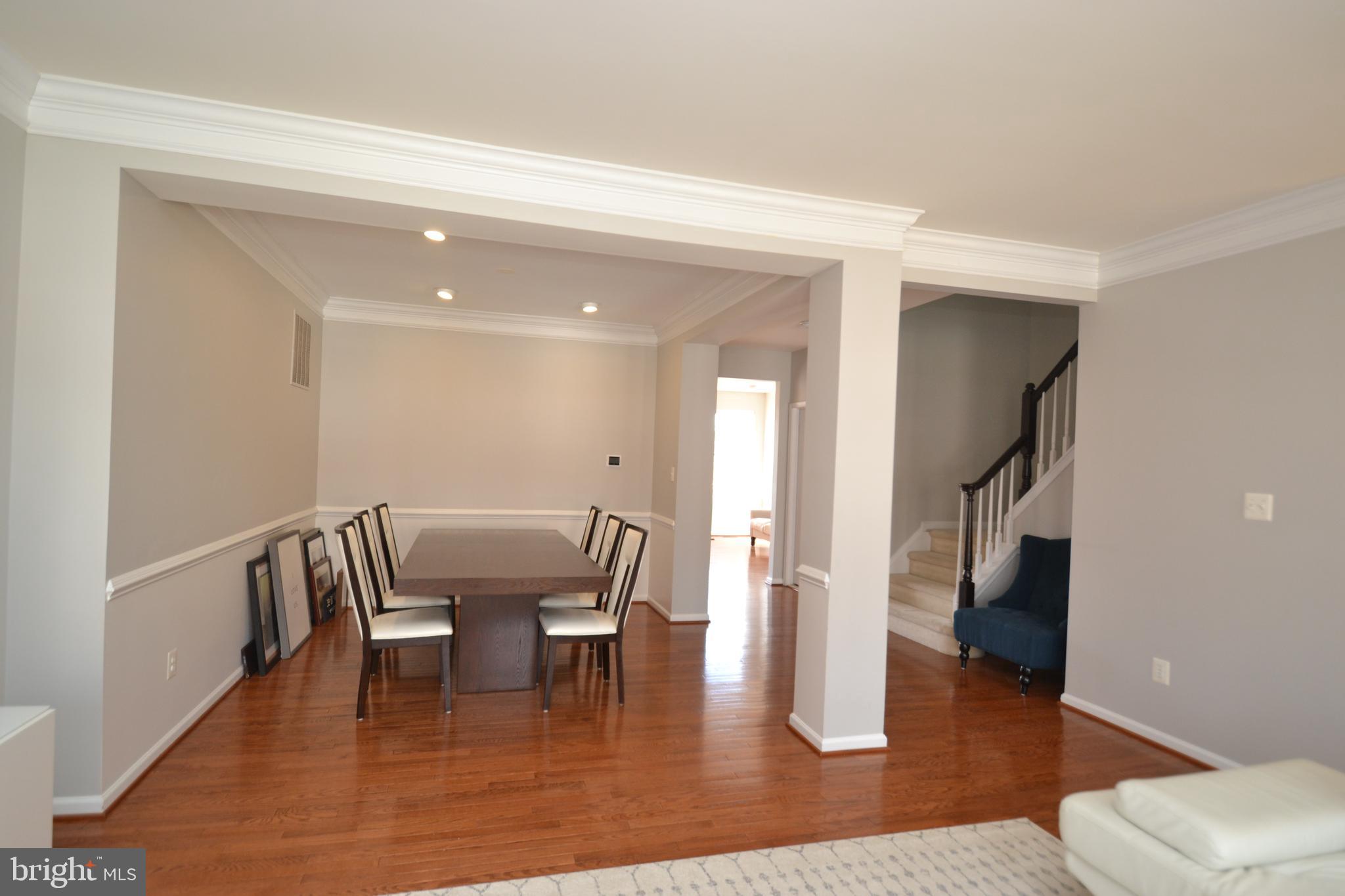 SOUTH RIDING - Residential Lease