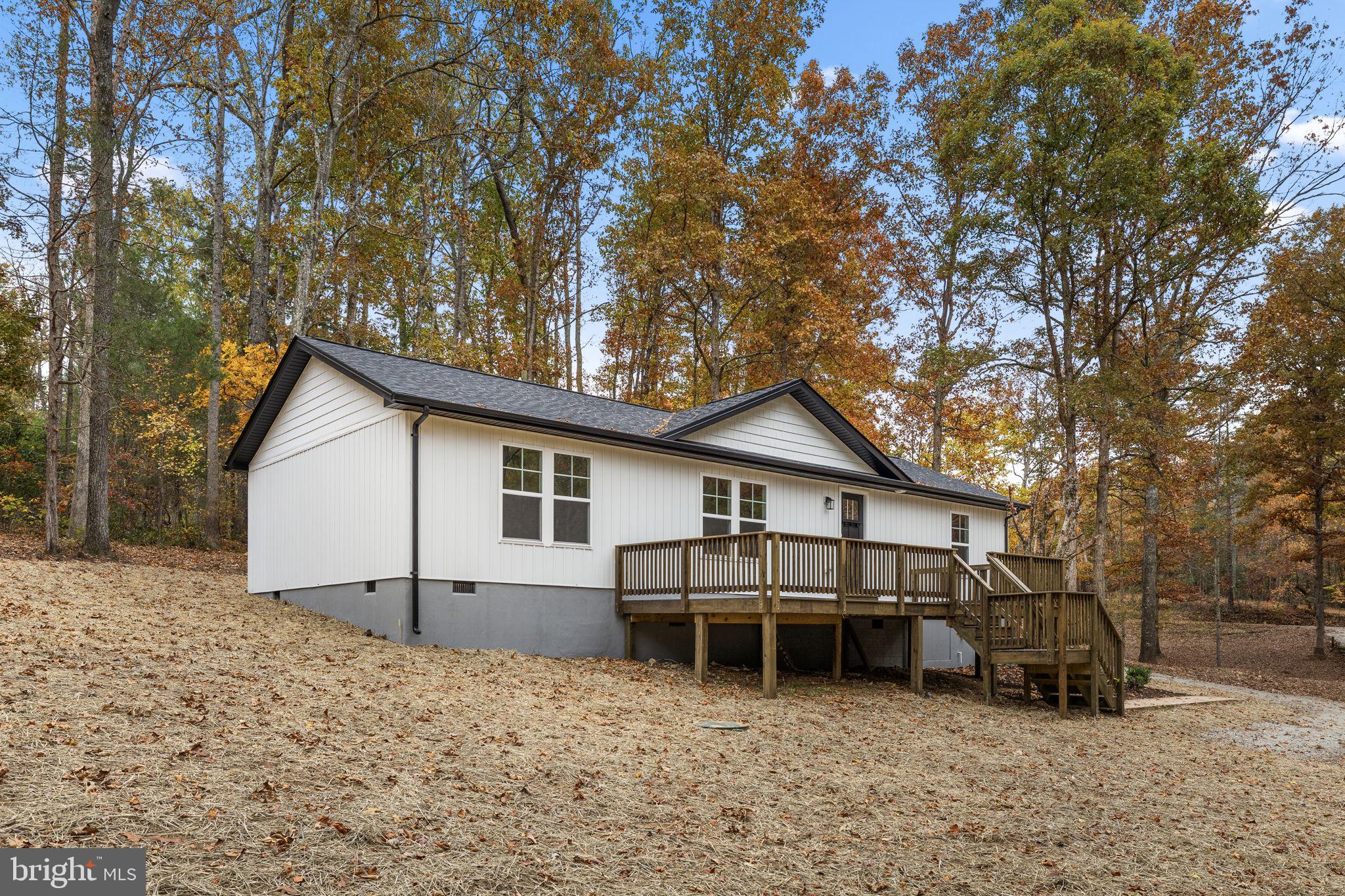 LIVINGSTON VILLAGE - Residential