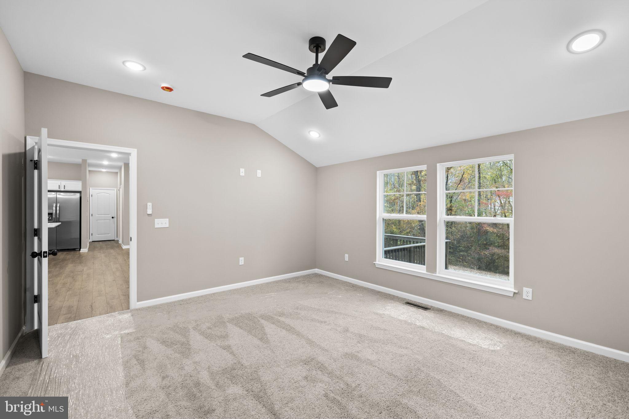 LIVINGSTON VILLAGE - Residential