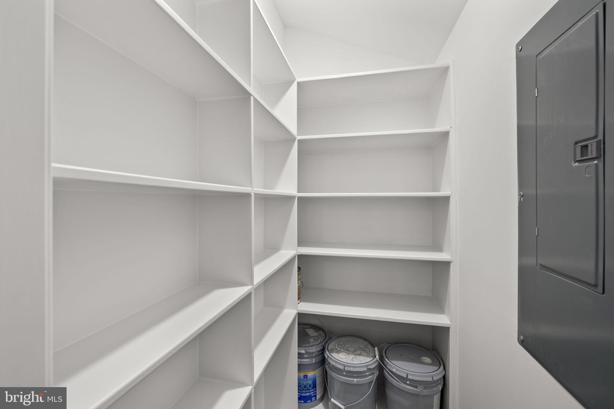 LIVINGSTON VILLAGE - Residential