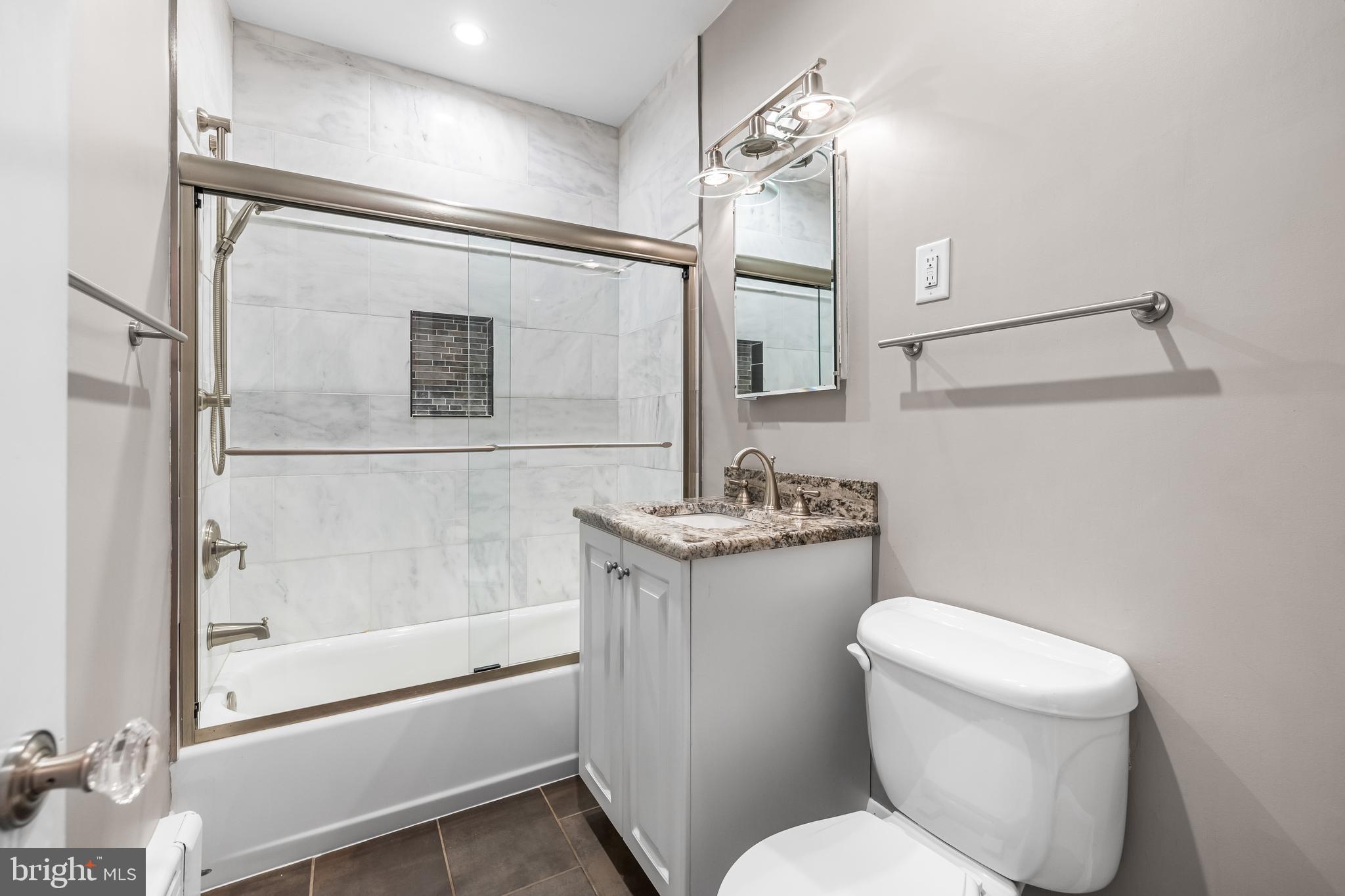 BEAVERBROOK - Residential