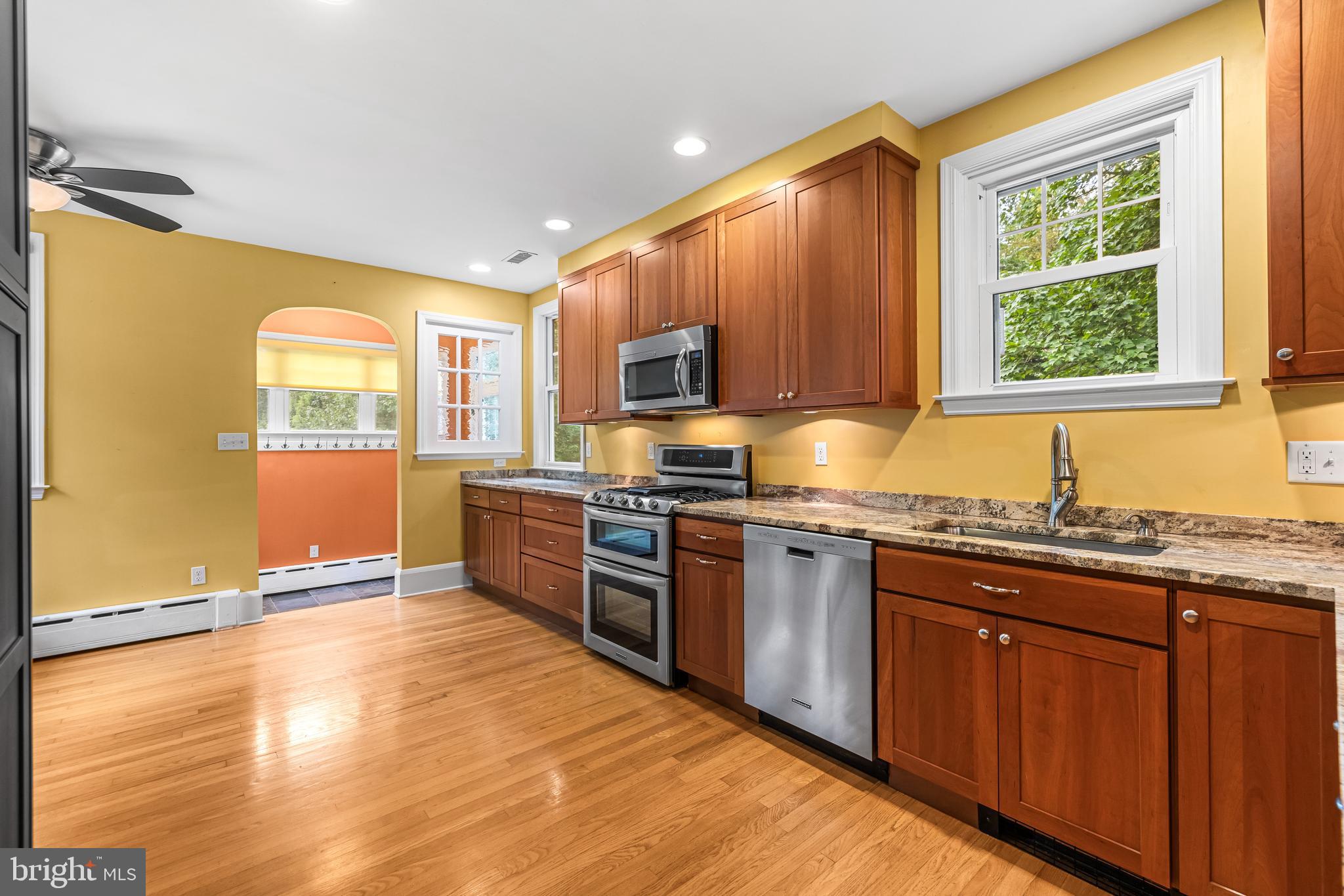 BEAVERBROOK - Residential