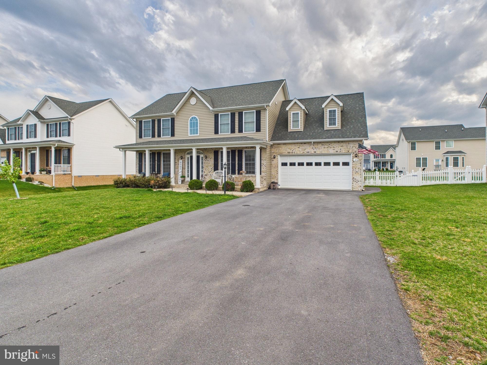 45 AZERA DRIVE