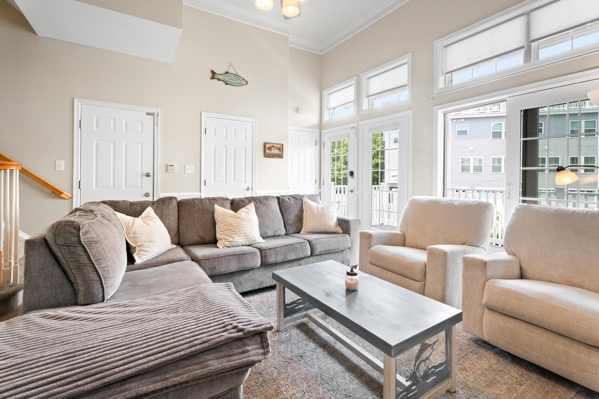 8695 EGRET LOOP LANE #504