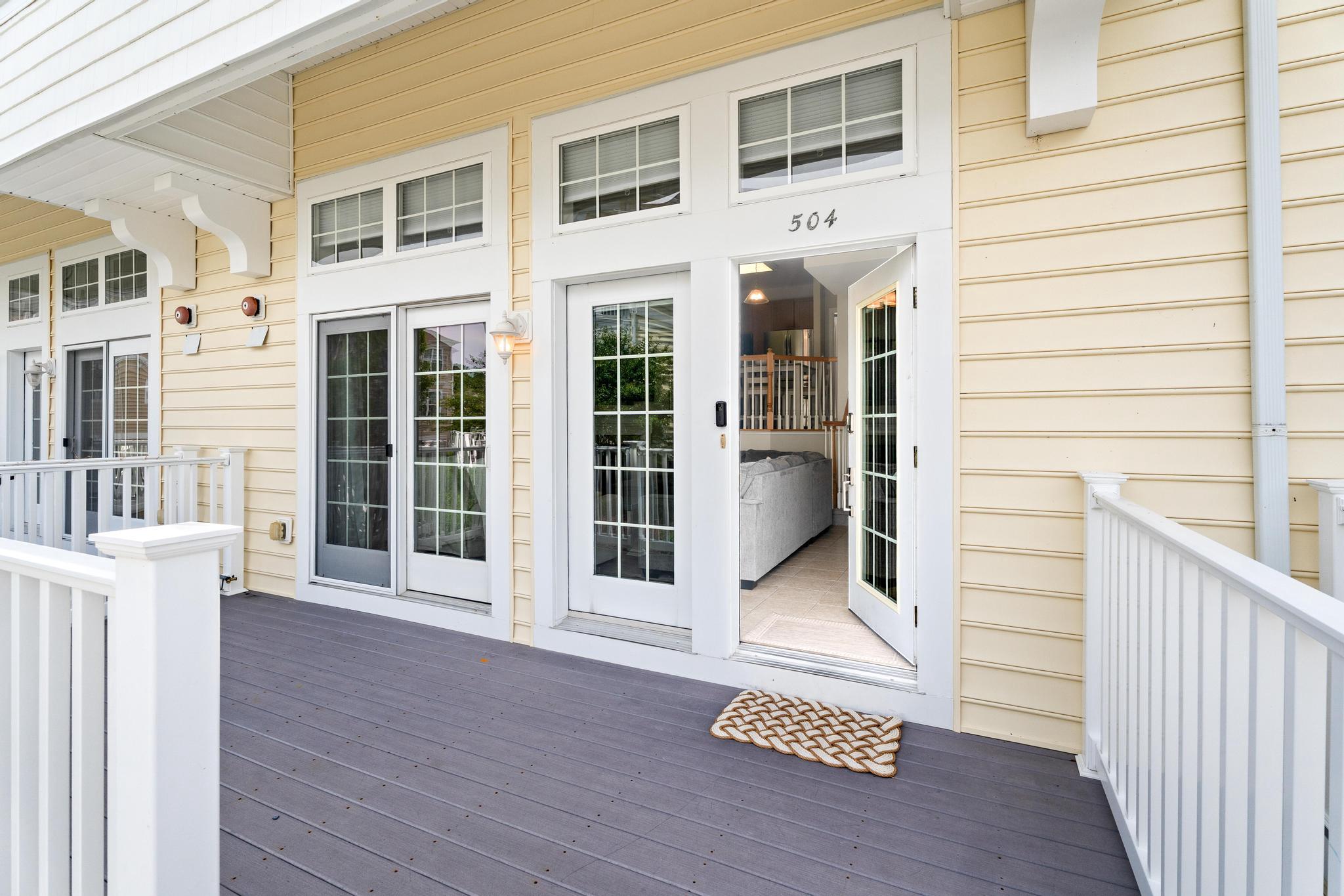 8695 EGRET LOOP LANE #504