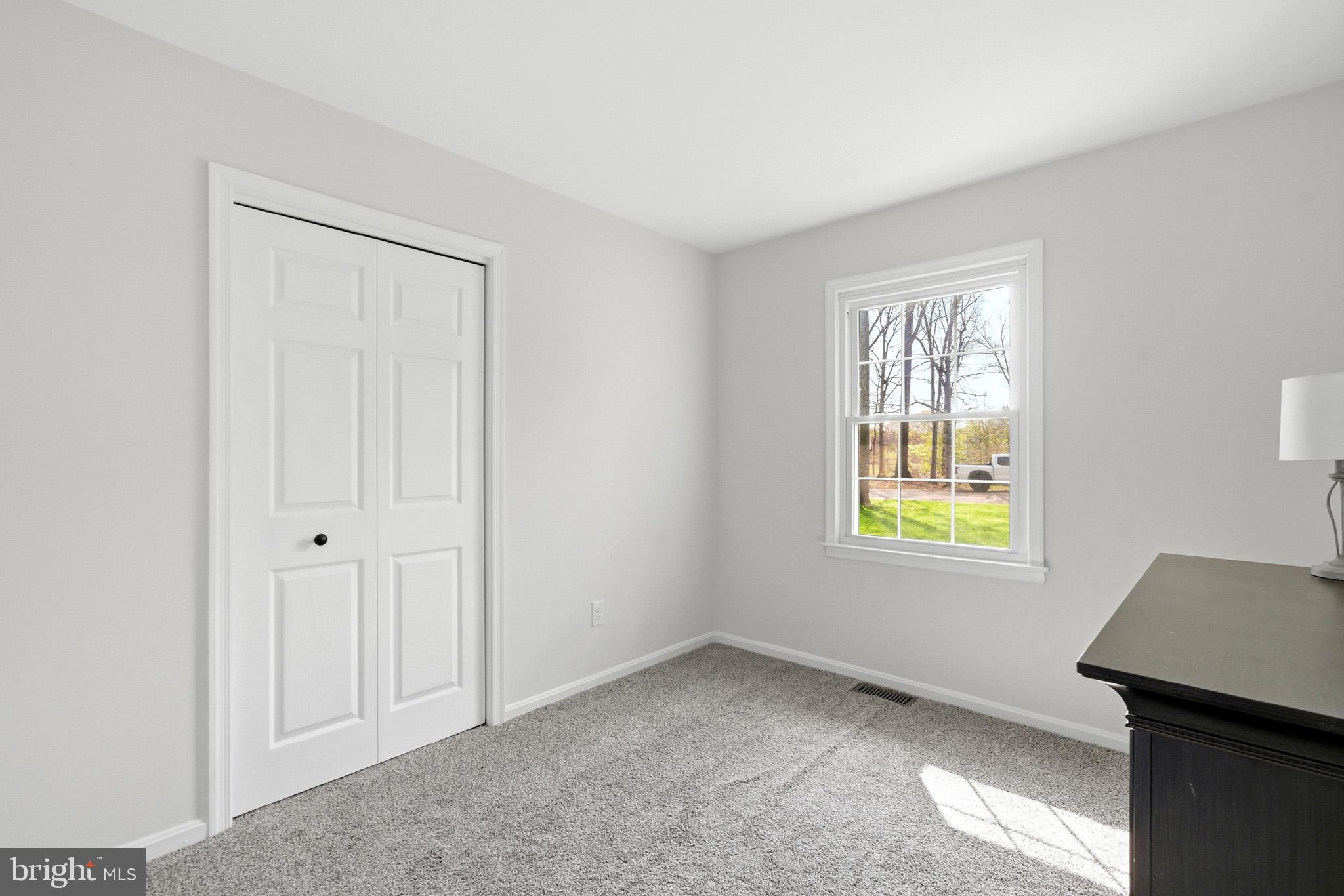 HUGHESVILLE - Residential