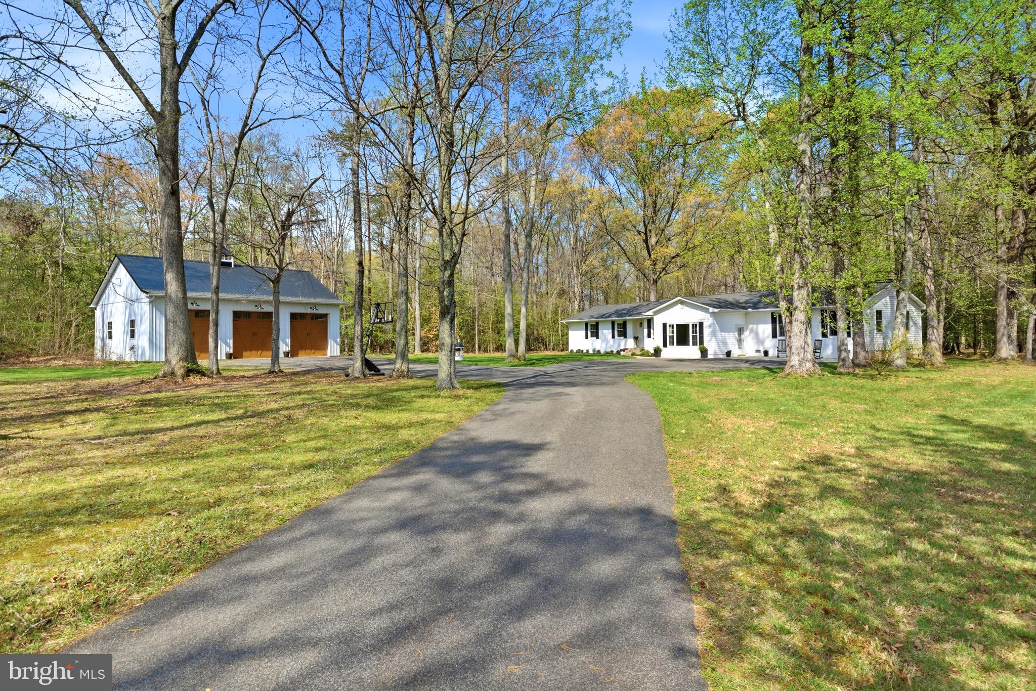 HUGHESVILLE - Residential