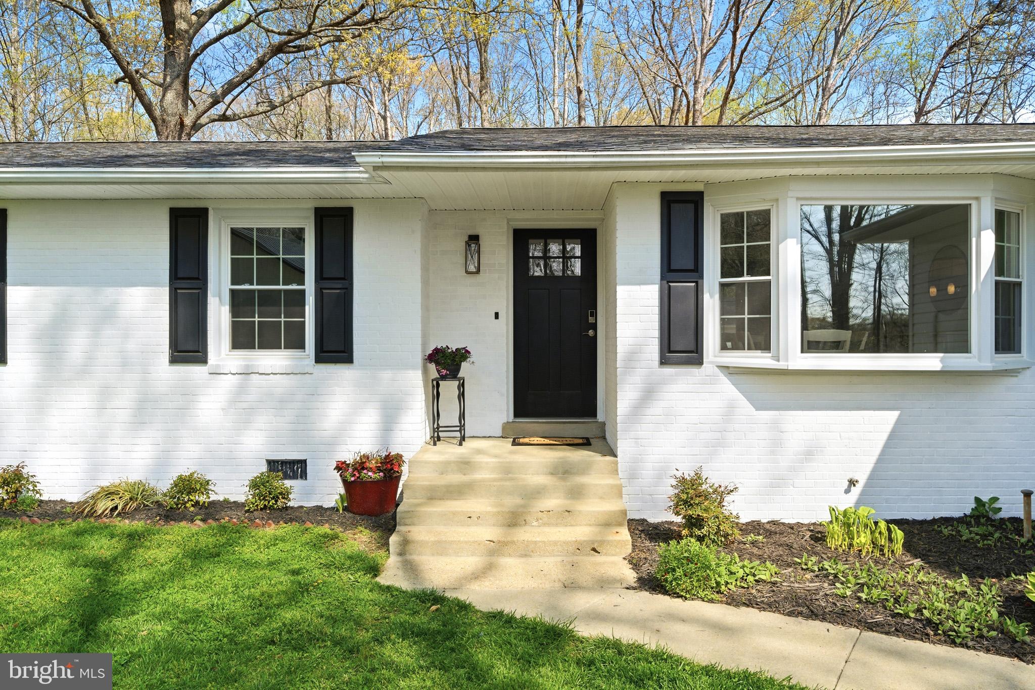 HUGHESVILLE - Residential