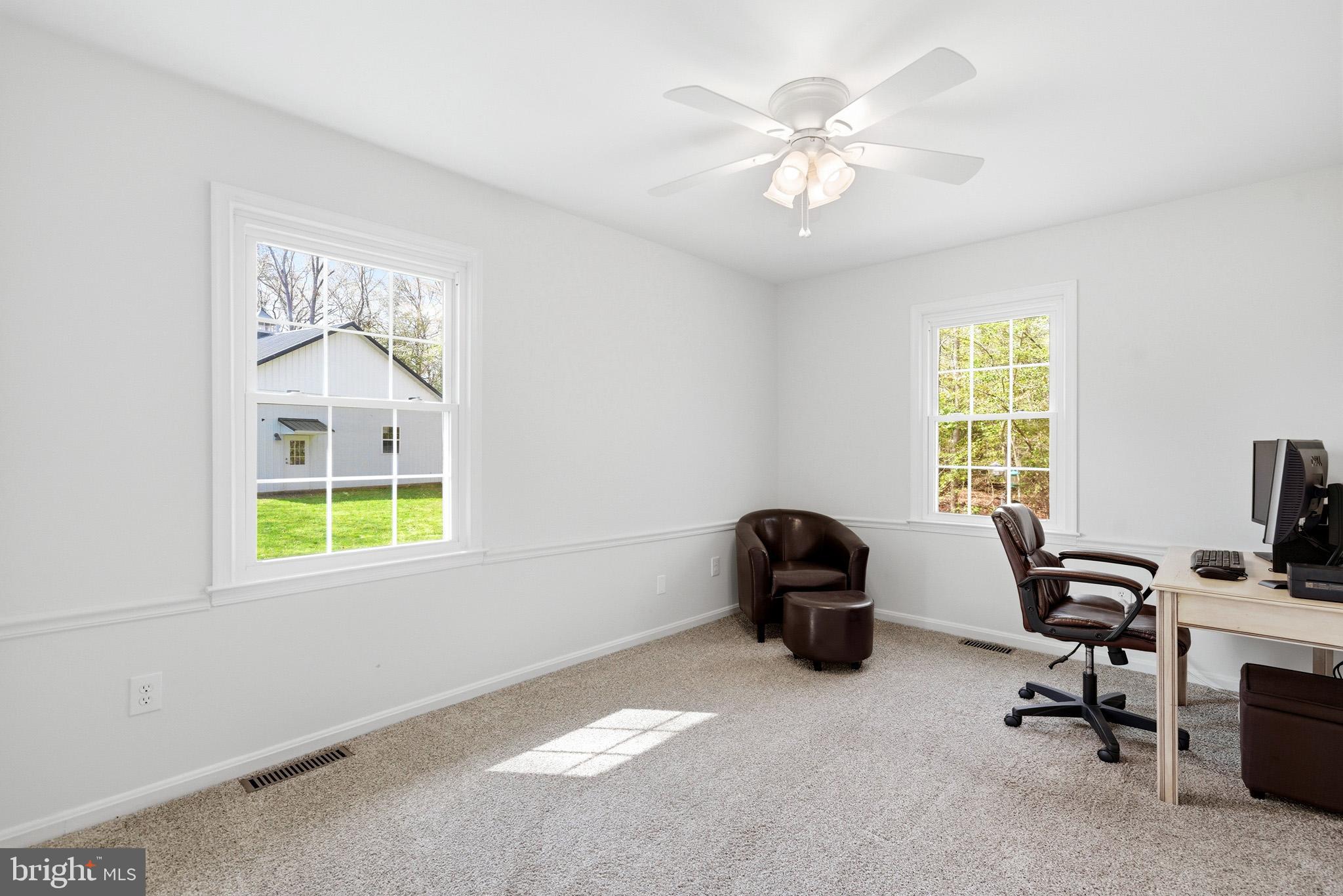 HUGHESVILLE - Residential