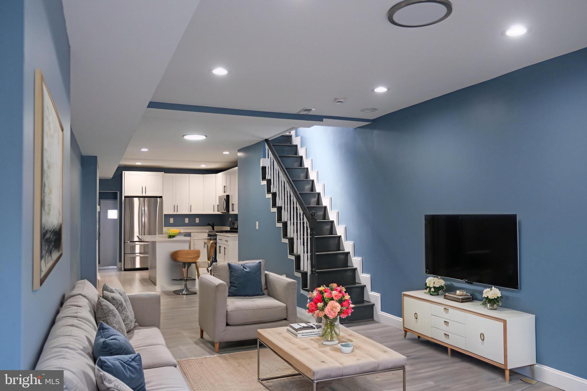 MADISON EASTEND - Residential