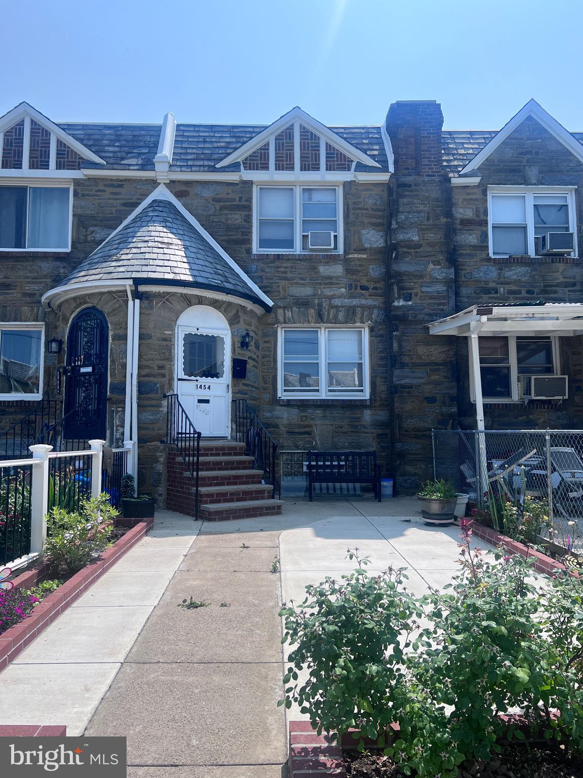 PHILADELPHIA (NORTHEAST) - Residential