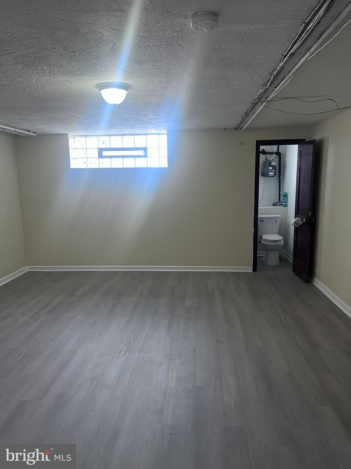 PHILADELPHIA (NORTHEAST) - Residential