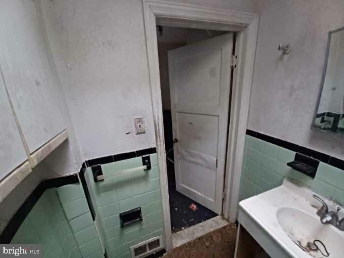 WRENLANE - Residential