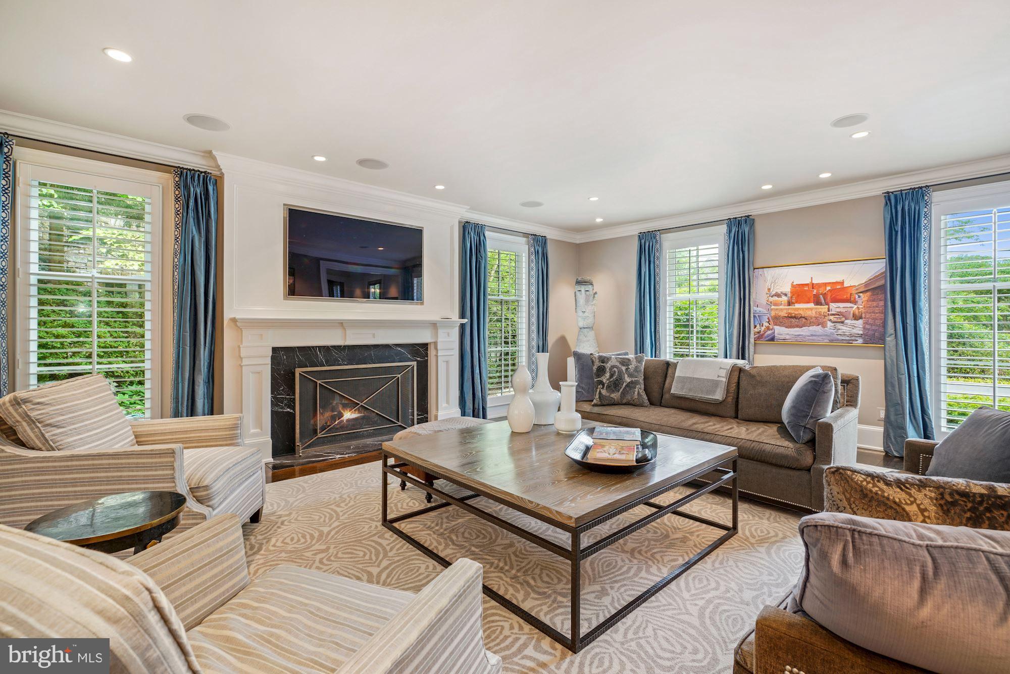 LANGLEY FARMS - Residential