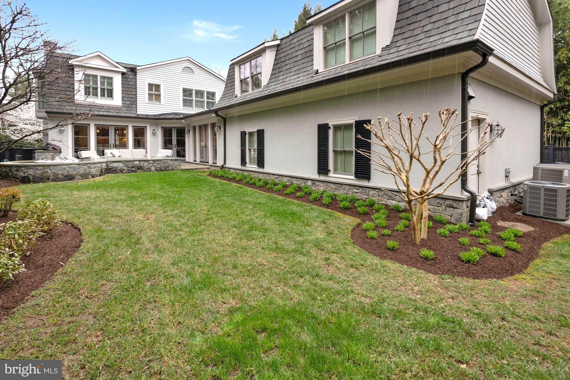 LANGLEY FARMS - Residential