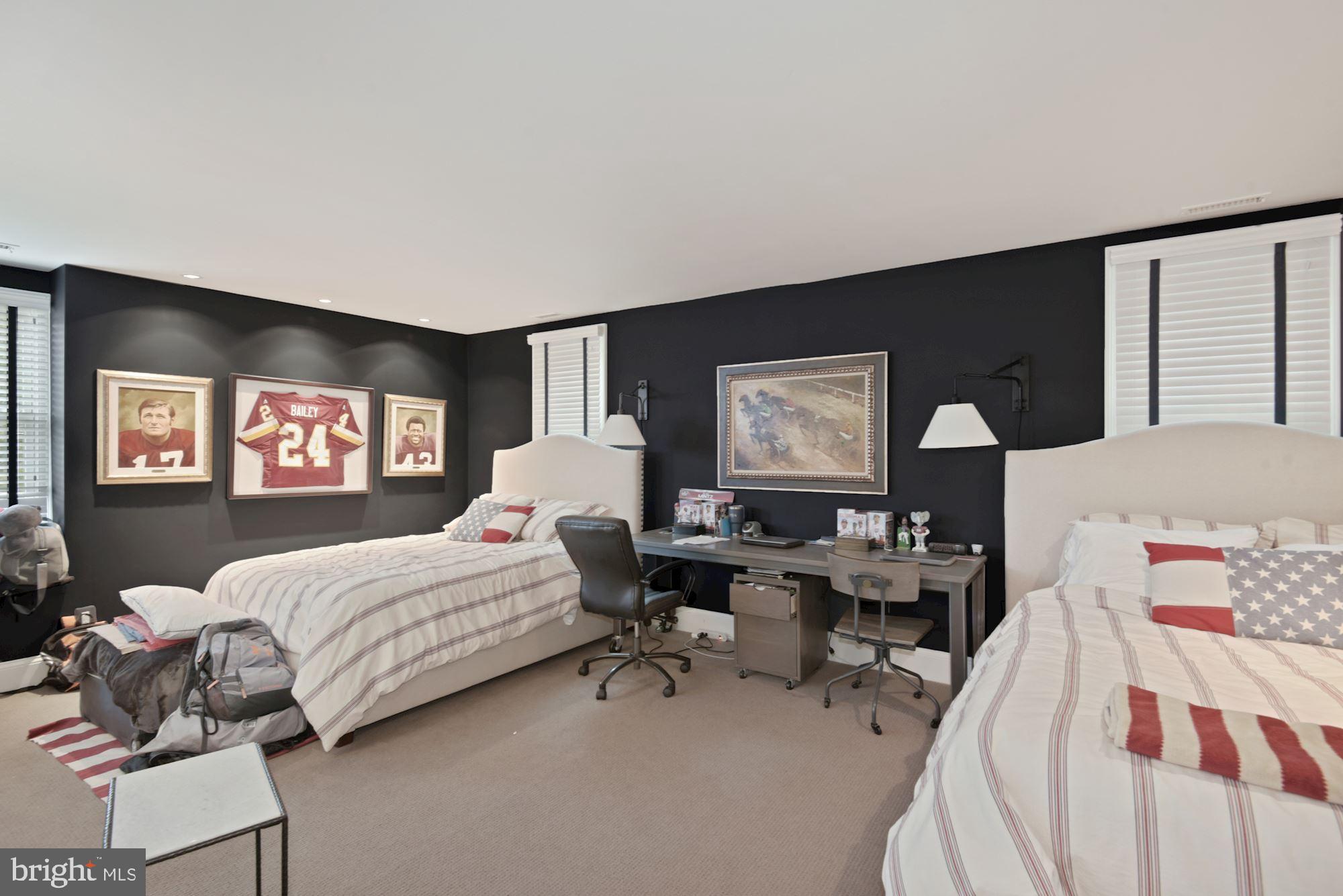 LANGLEY FARMS - Residential