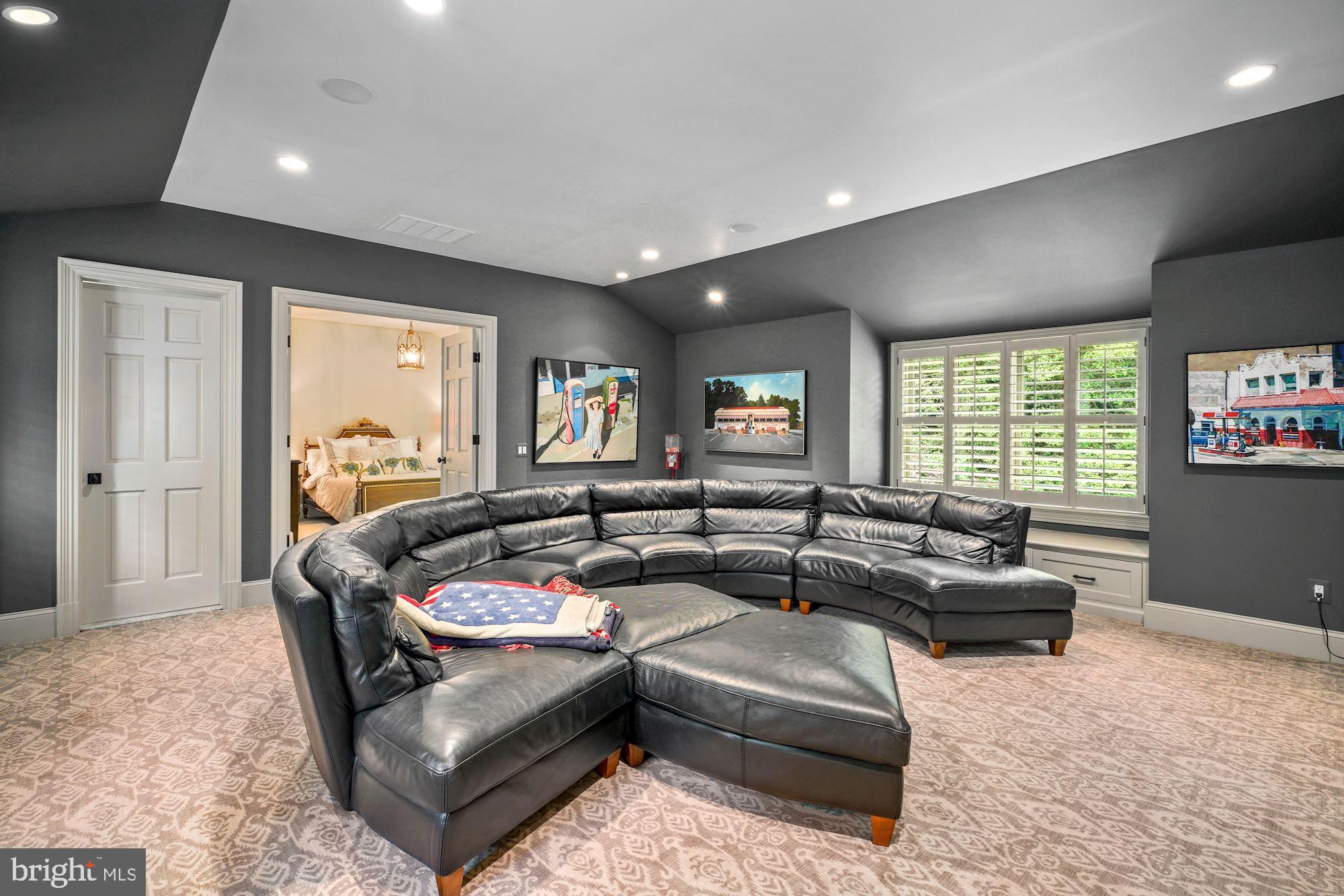 LANGLEY FARMS - Residential