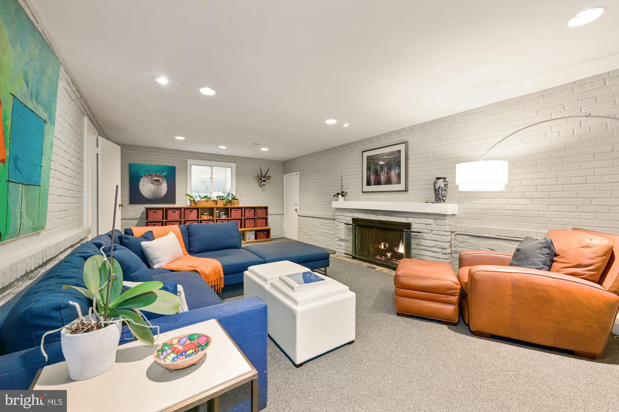 WESLEY HEIGHTS - Residential