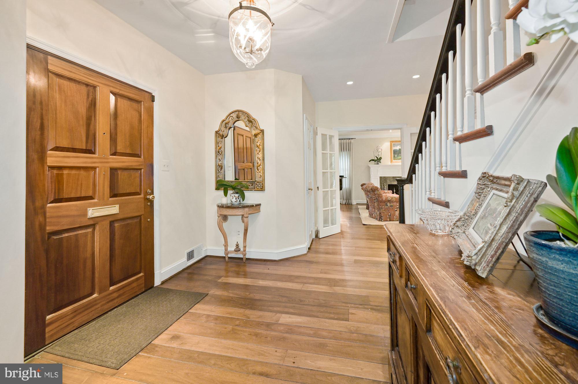 WESLEY HEIGHTS - Residential