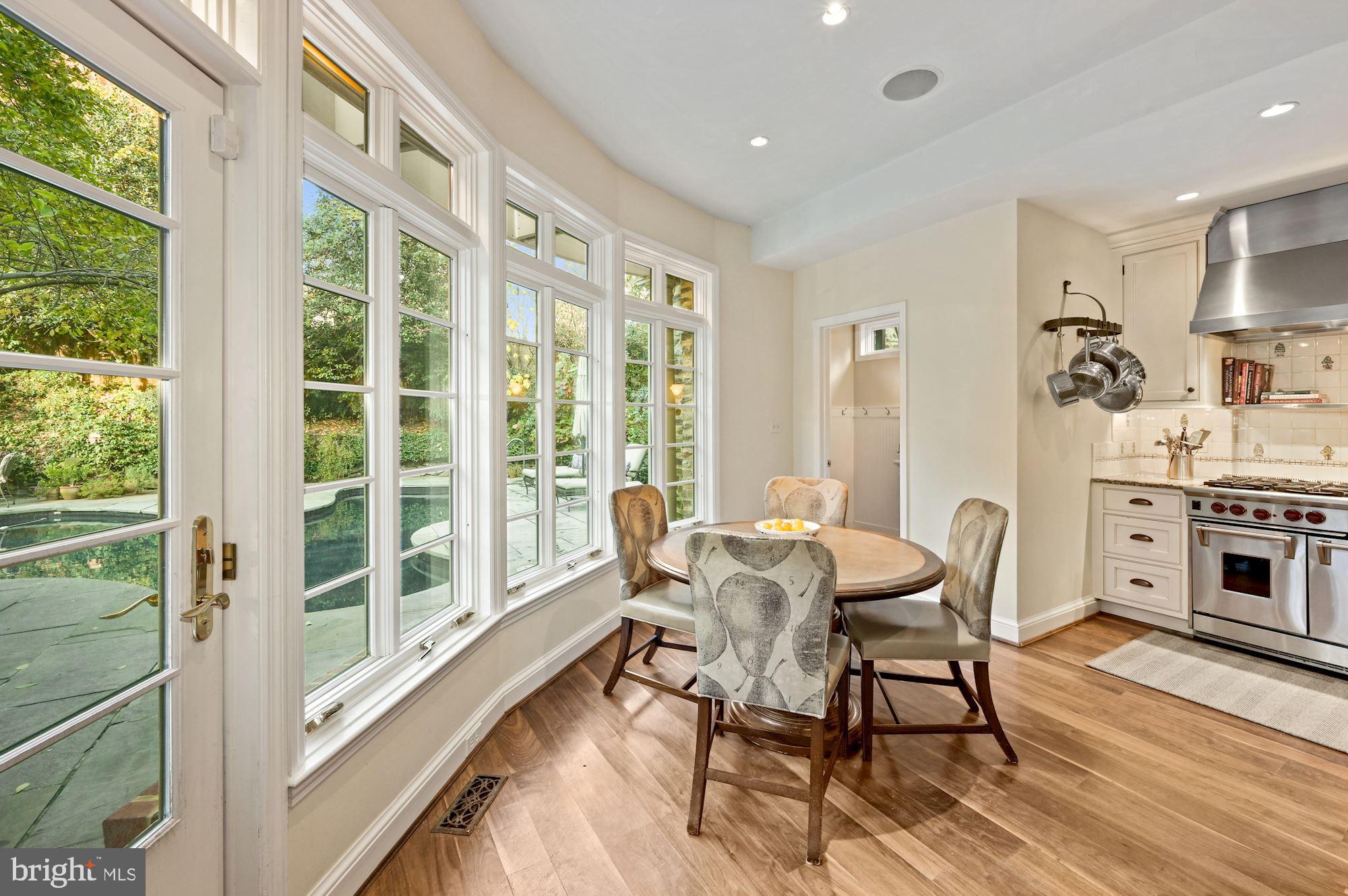 WESLEY HEIGHTS - Residential