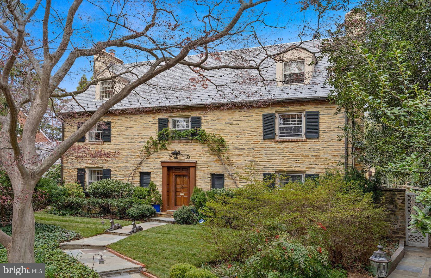 WESLEY HEIGHTS - Residential