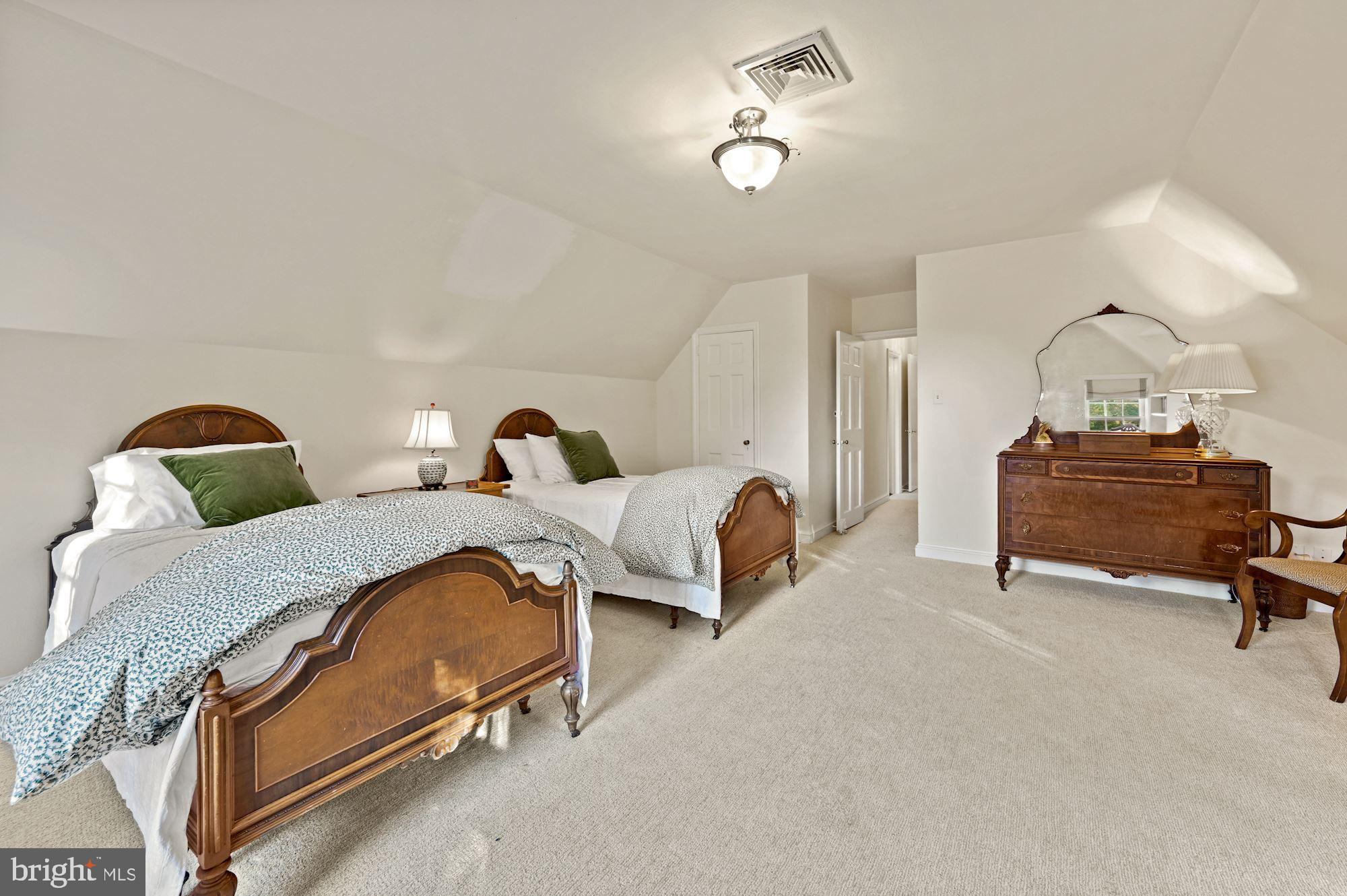 WESLEY HEIGHTS - Residential
