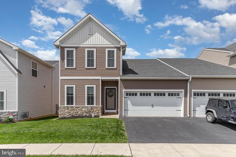 Photo of 217 Waters Edge Drive, MOUNT JOY, PA 17552 (MLS # PALA2068584)