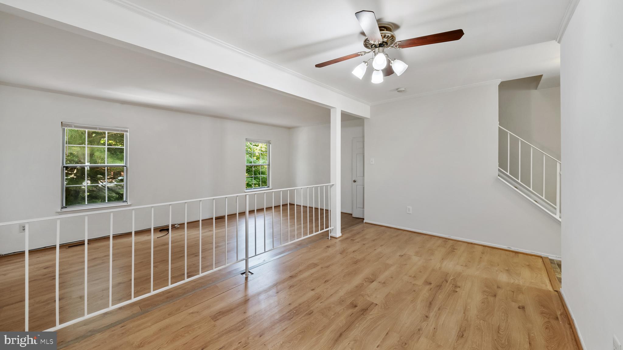 DERWOOD STATION - Residential Lease