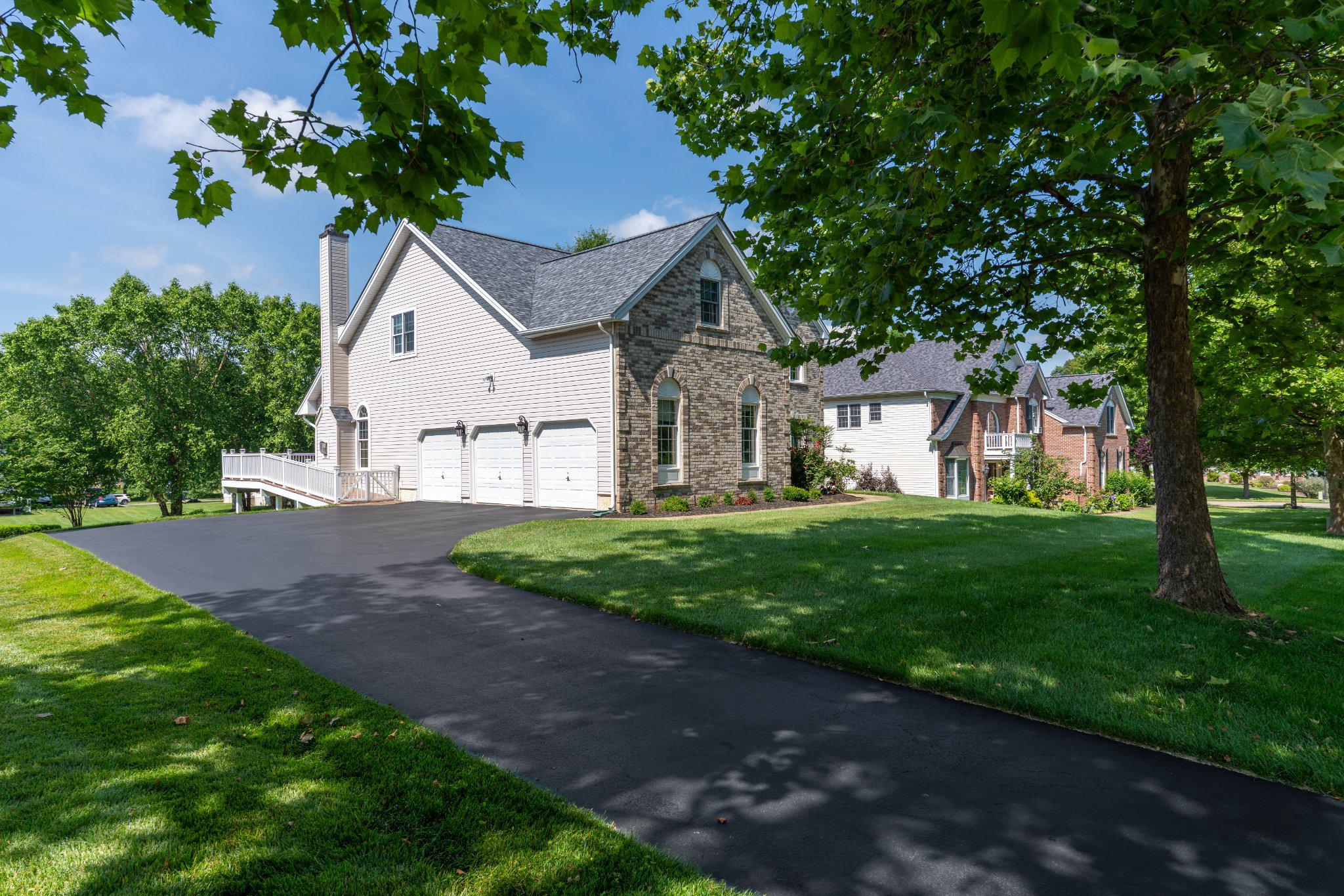 218 AUDUBON DRIVE