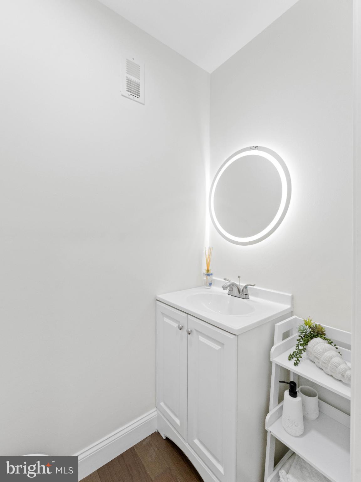 NEWBOLD - Residential