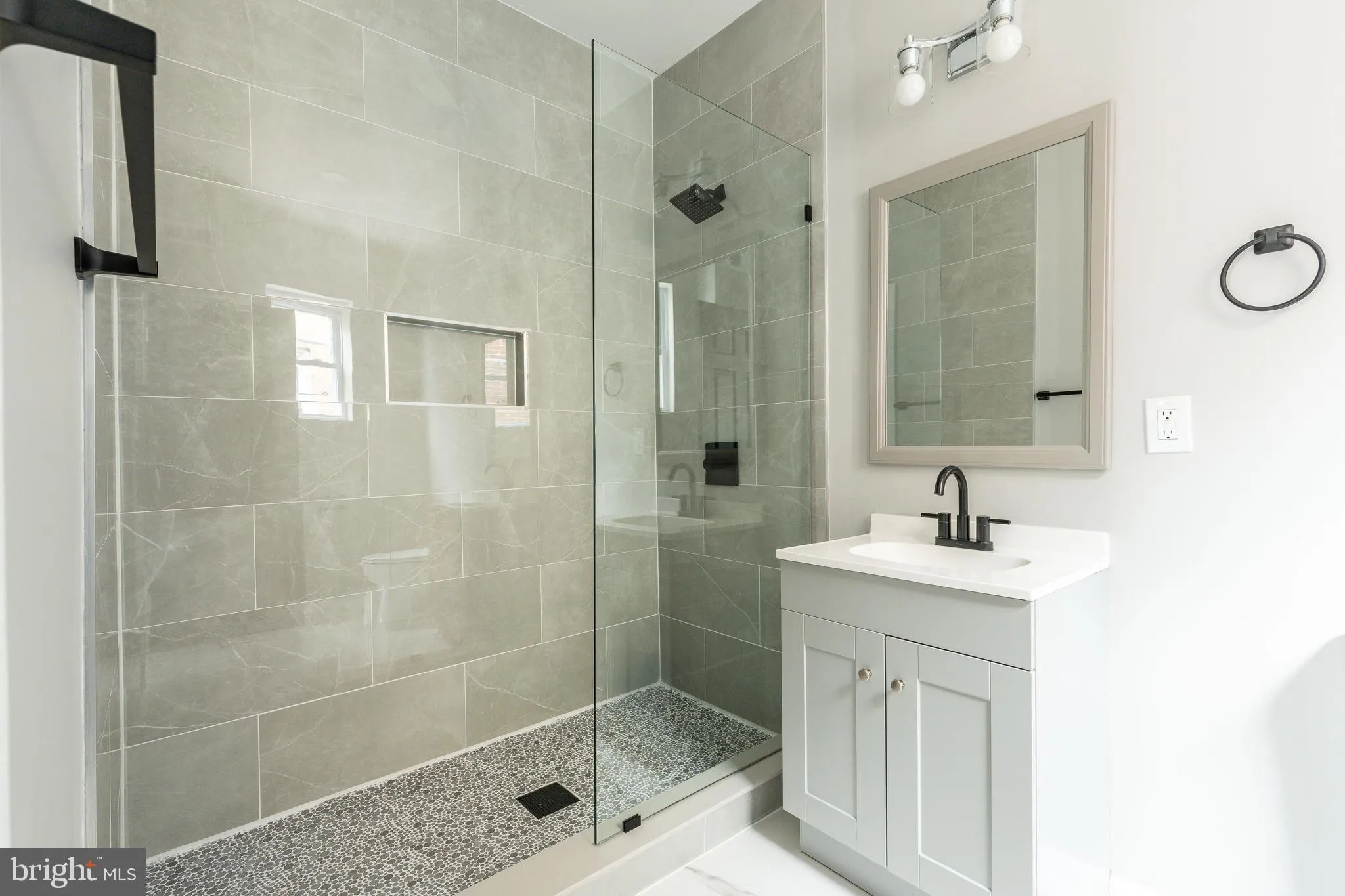 Philadelphia, Pennsylvania 19143, United States, 3 Bedrooms Bedrooms, ,3 BathroomsBathrooms,Residential,Active,146931