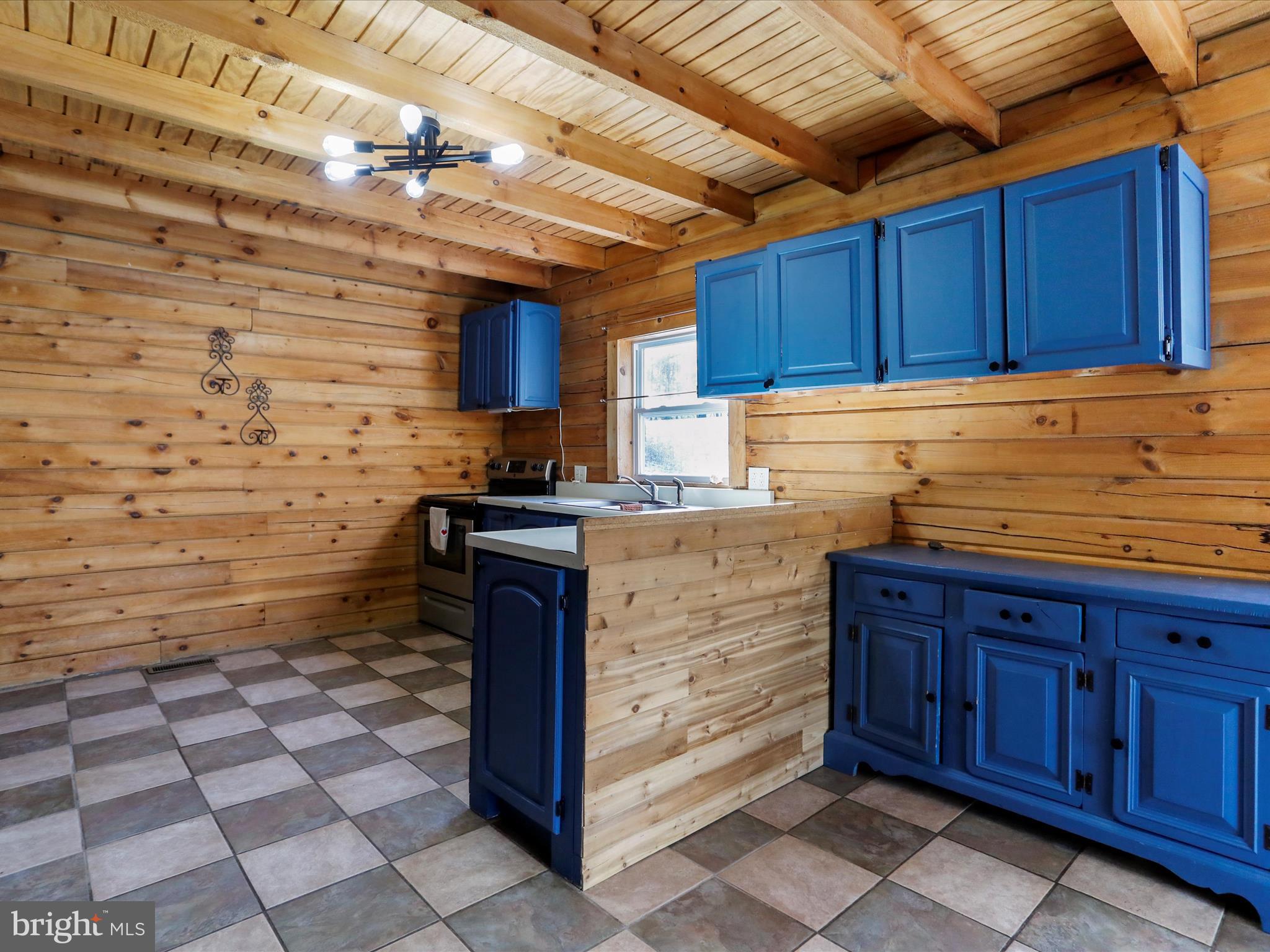 WOODS AT TAYLOR LAKE - Residential