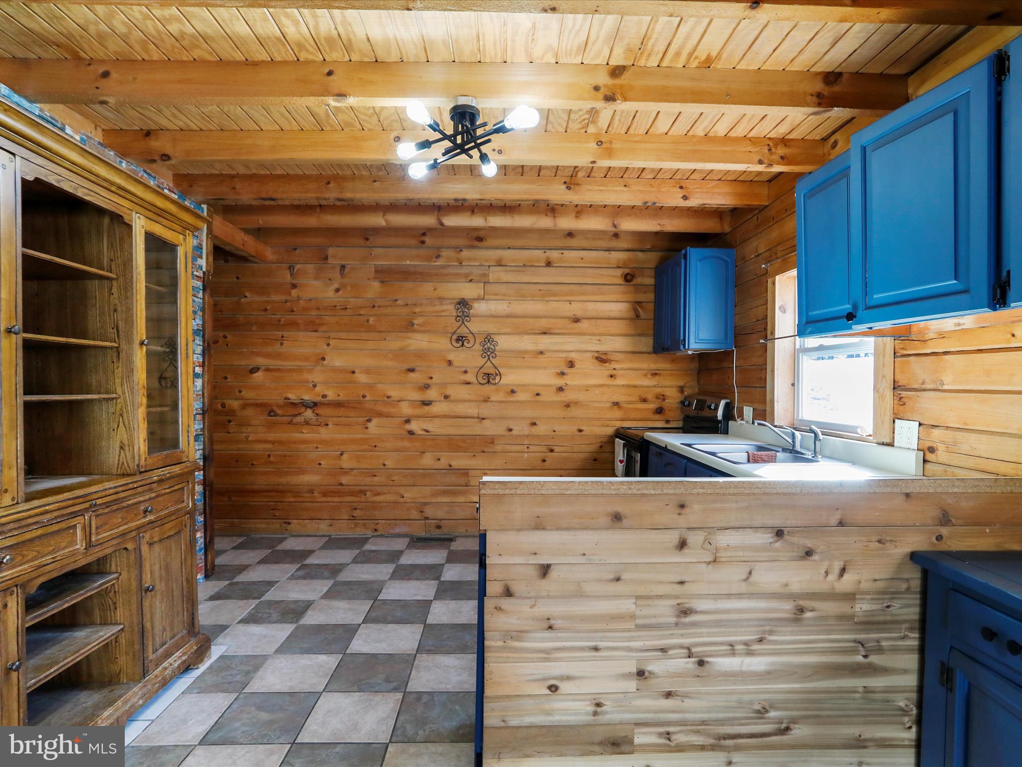 WOODS AT TAYLOR LAKE - Residential