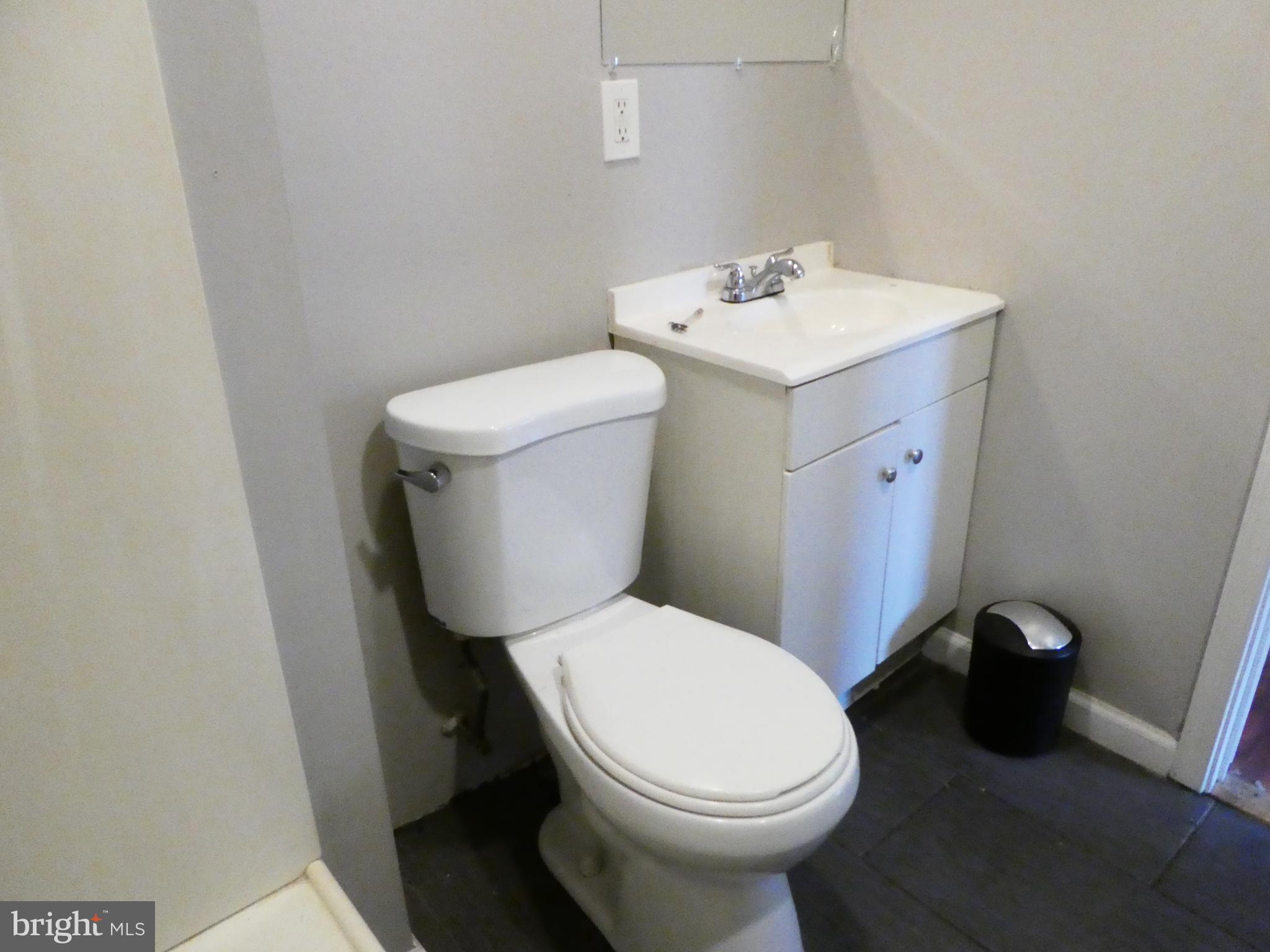 FELTONVILLE - Residential Income