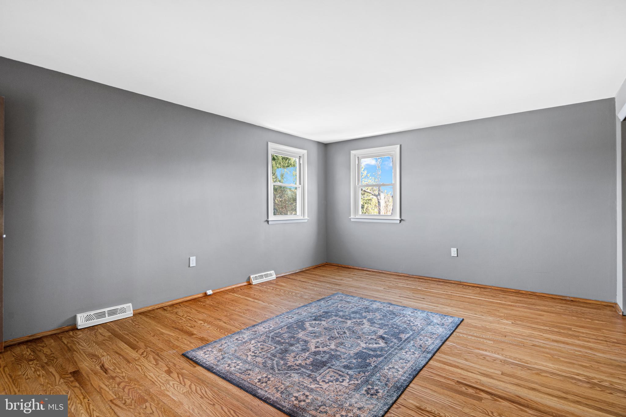 TRAYMORE MANOR - Residential