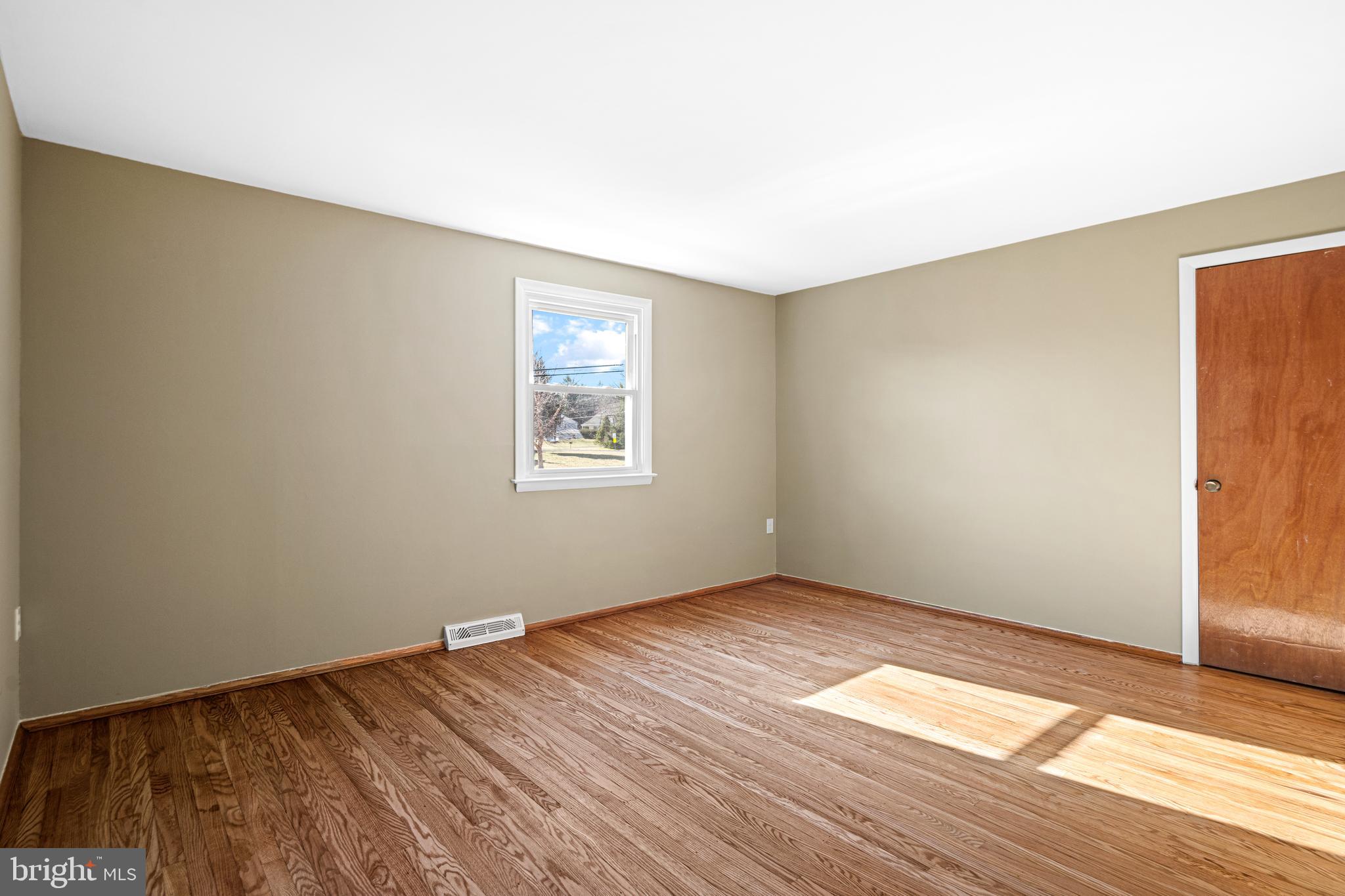 TRAYMORE MANOR - Residential